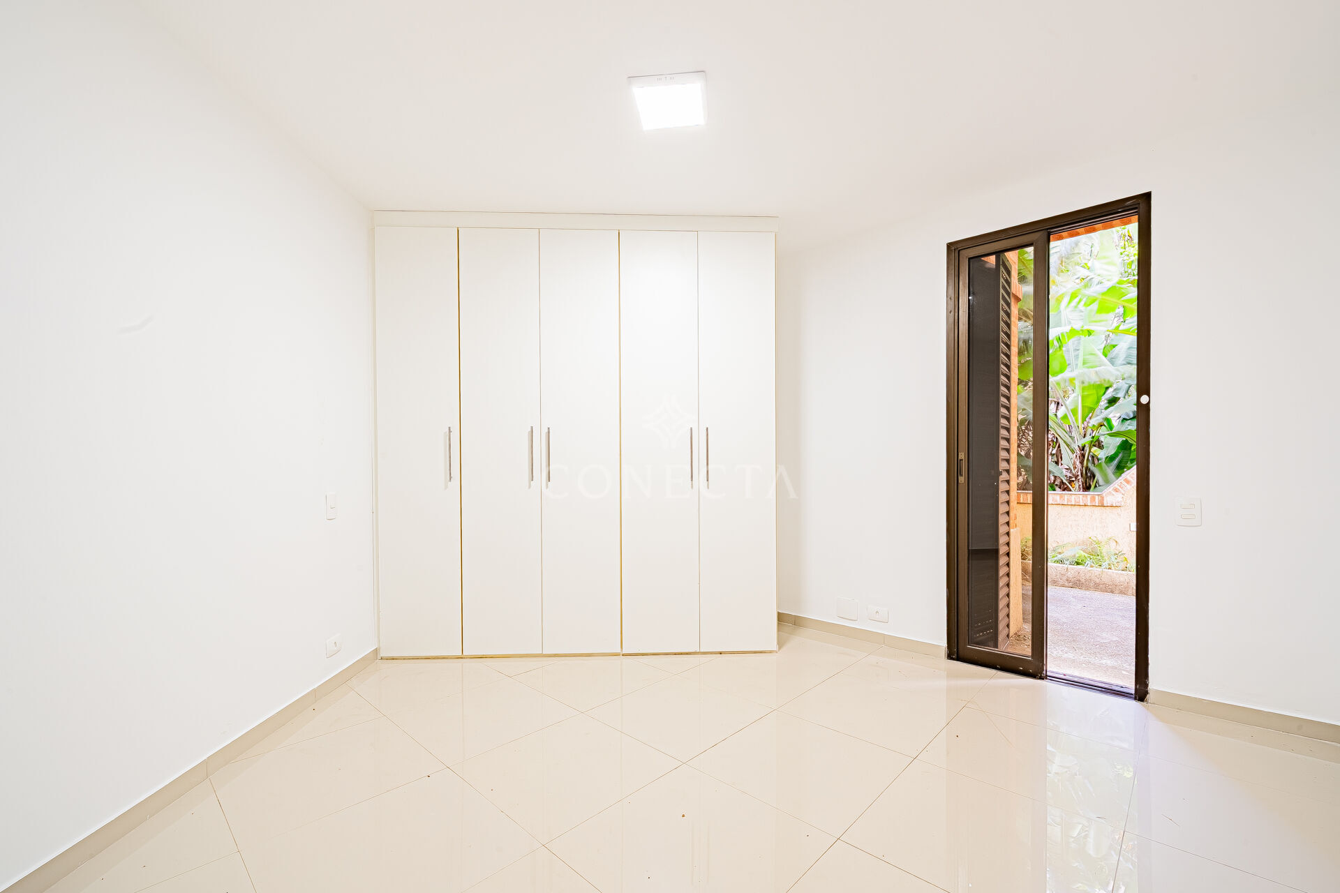 Apartamento para alugar com 3 quartos, 339m² - Foto 22