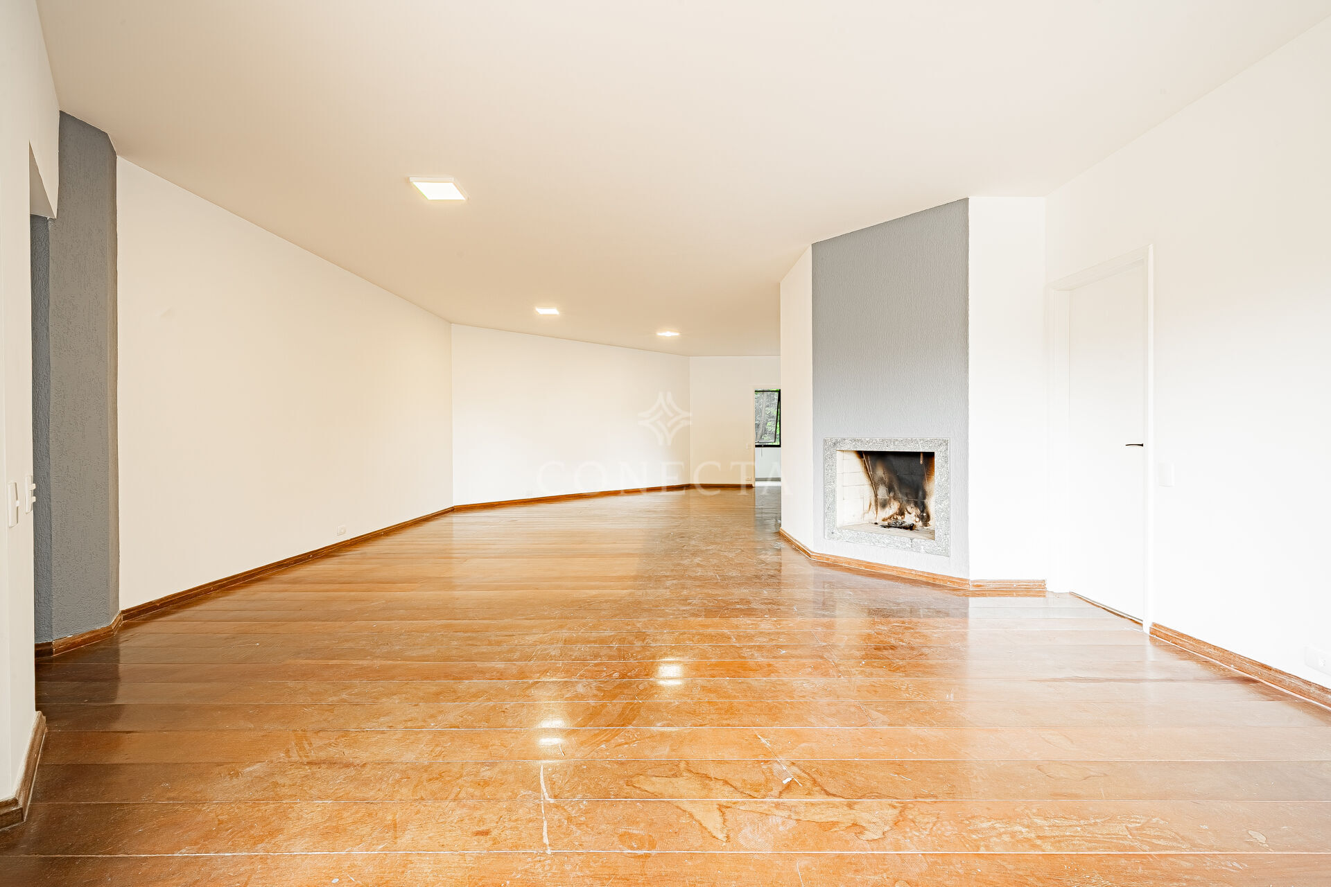 Apartamento para alugar com 3 quartos, 339m² - Foto 3