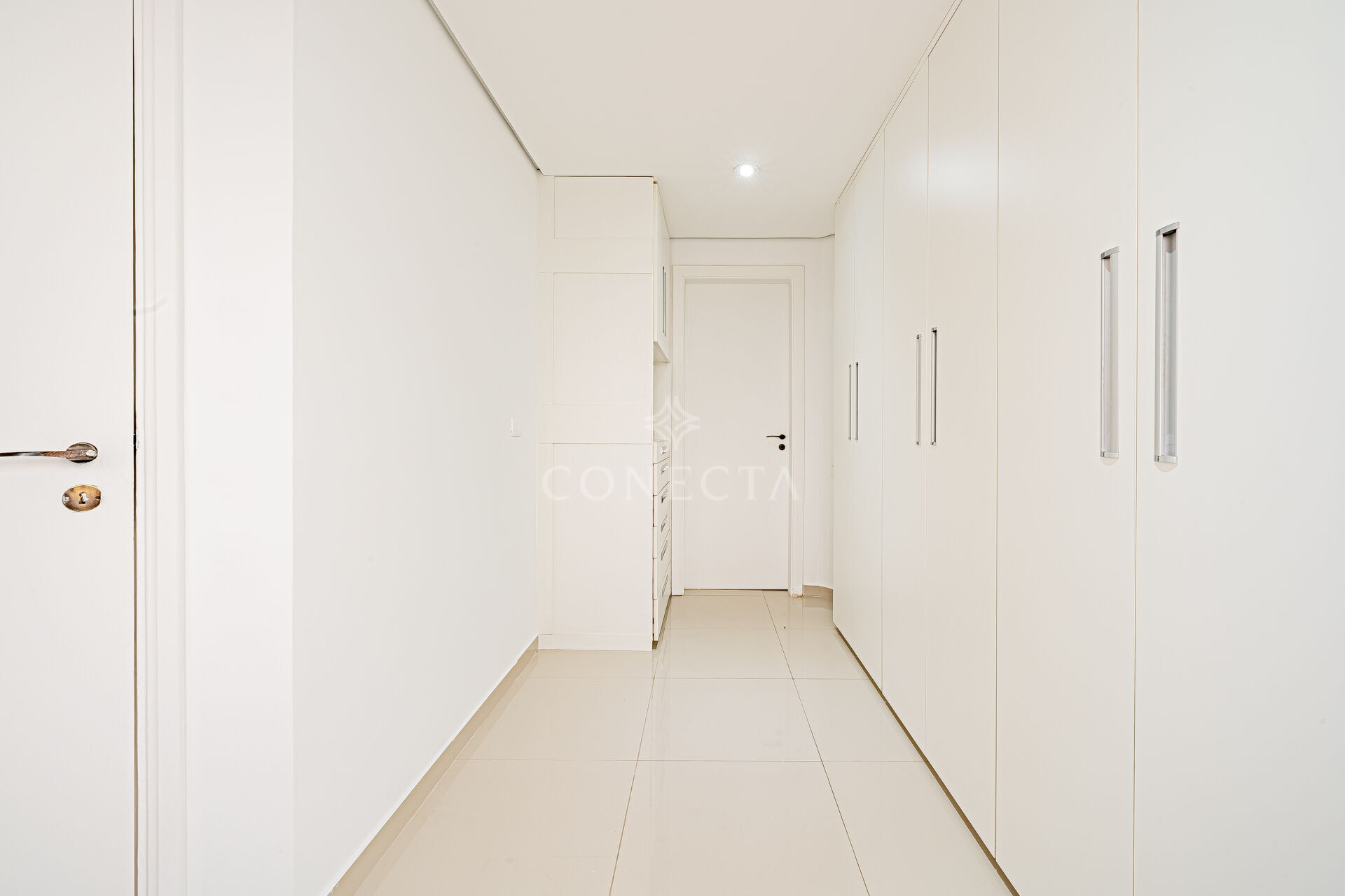 Apartamento para alugar com 3 quartos, 339m² - Foto 15