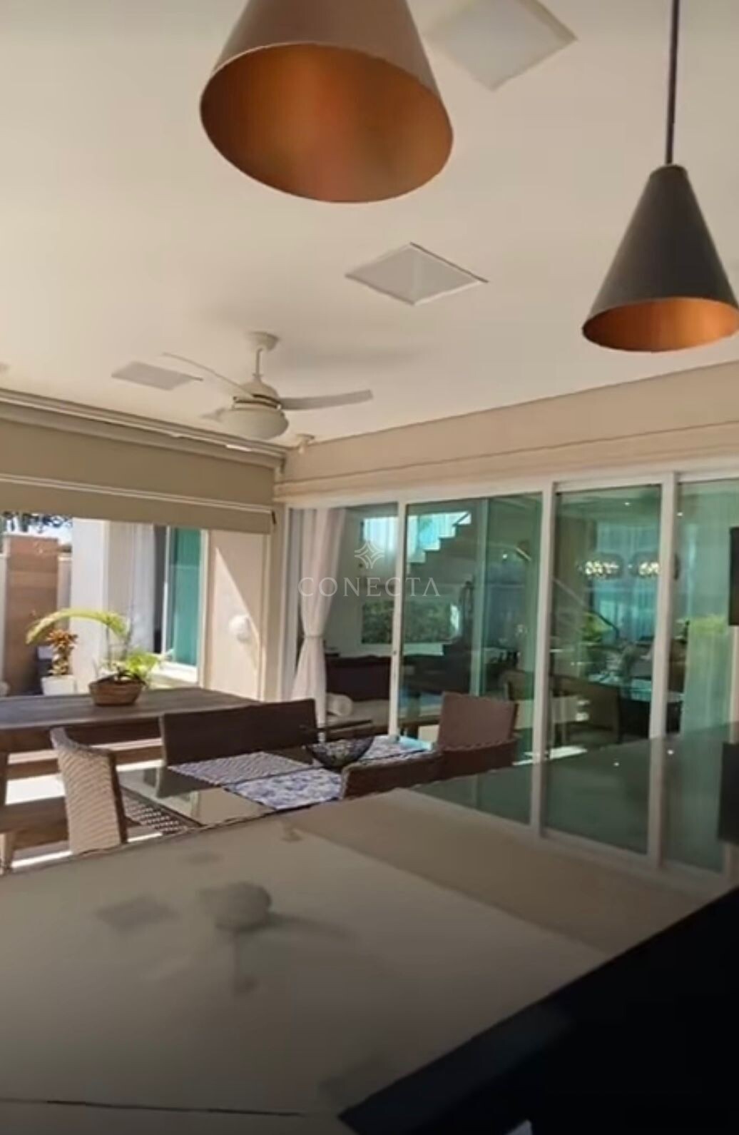 Casa para alugar com 4 quartos, 350m² - Foto 12