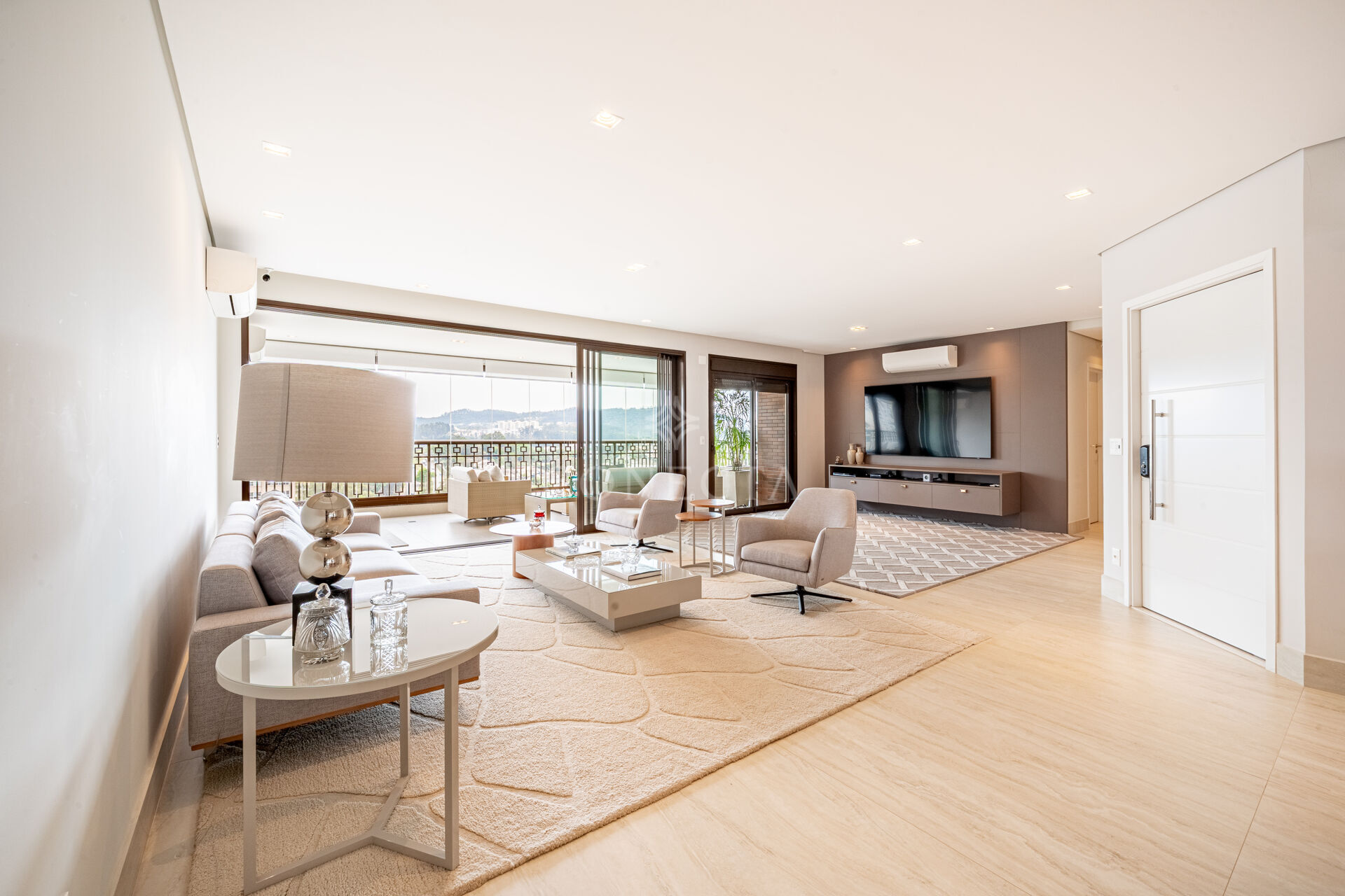 Apartamento, 3 quartos, 278 m² - Foto 1