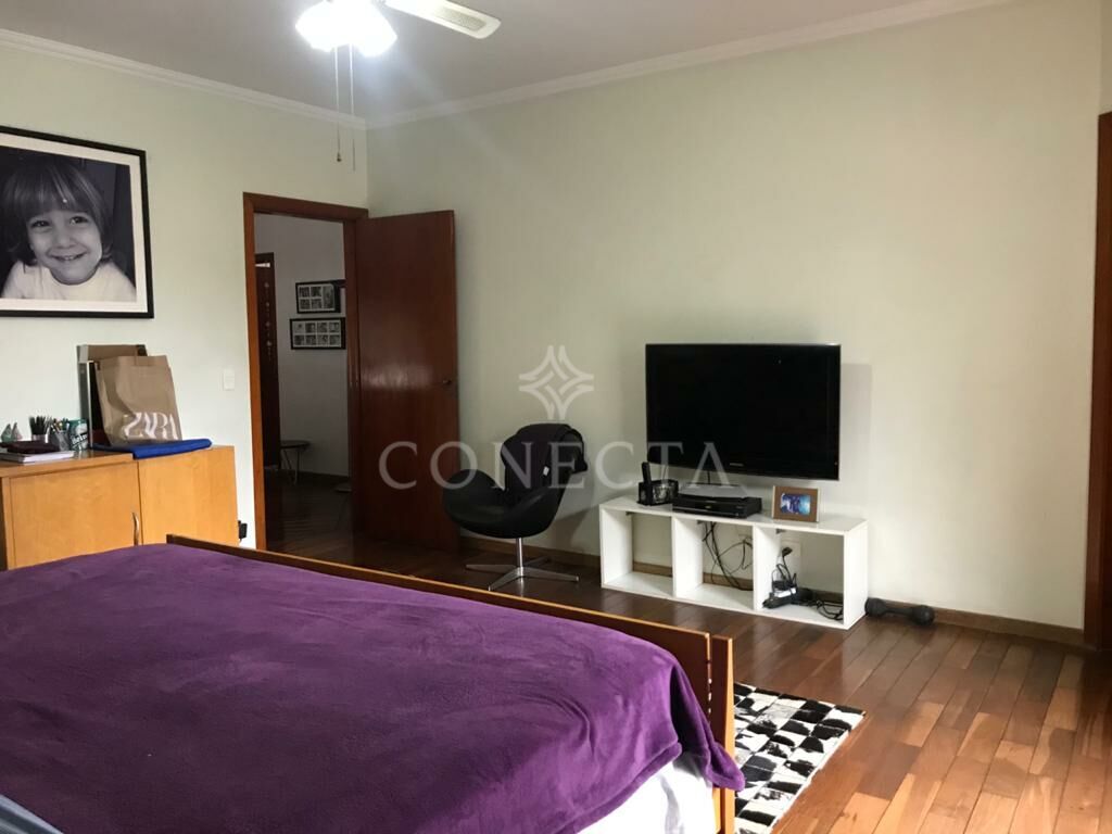 Casa à venda com 4 quartos, 395m² - Foto 4