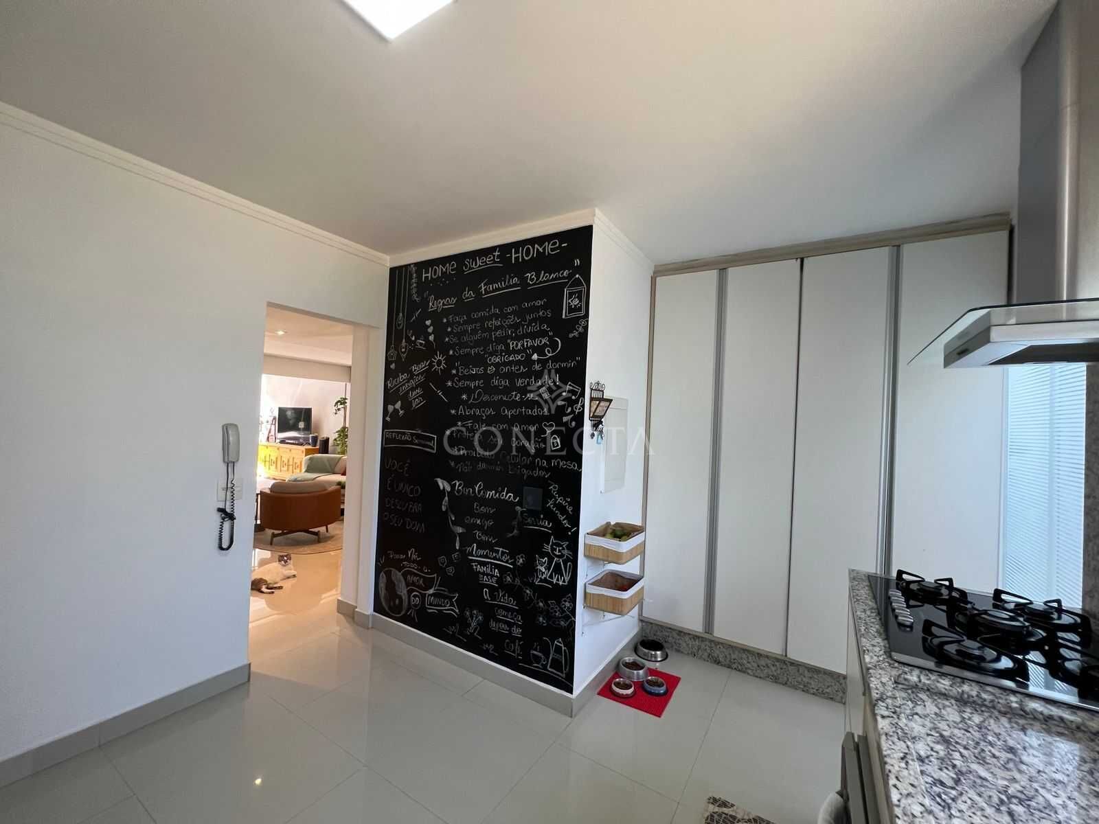 Casa à venda com 3 quartos, 180m² - Foto 17