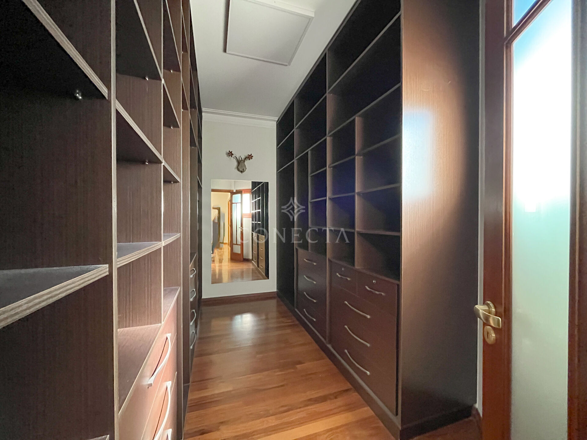 Casa para alugar com 3 quartos, 360m² - Foto 13