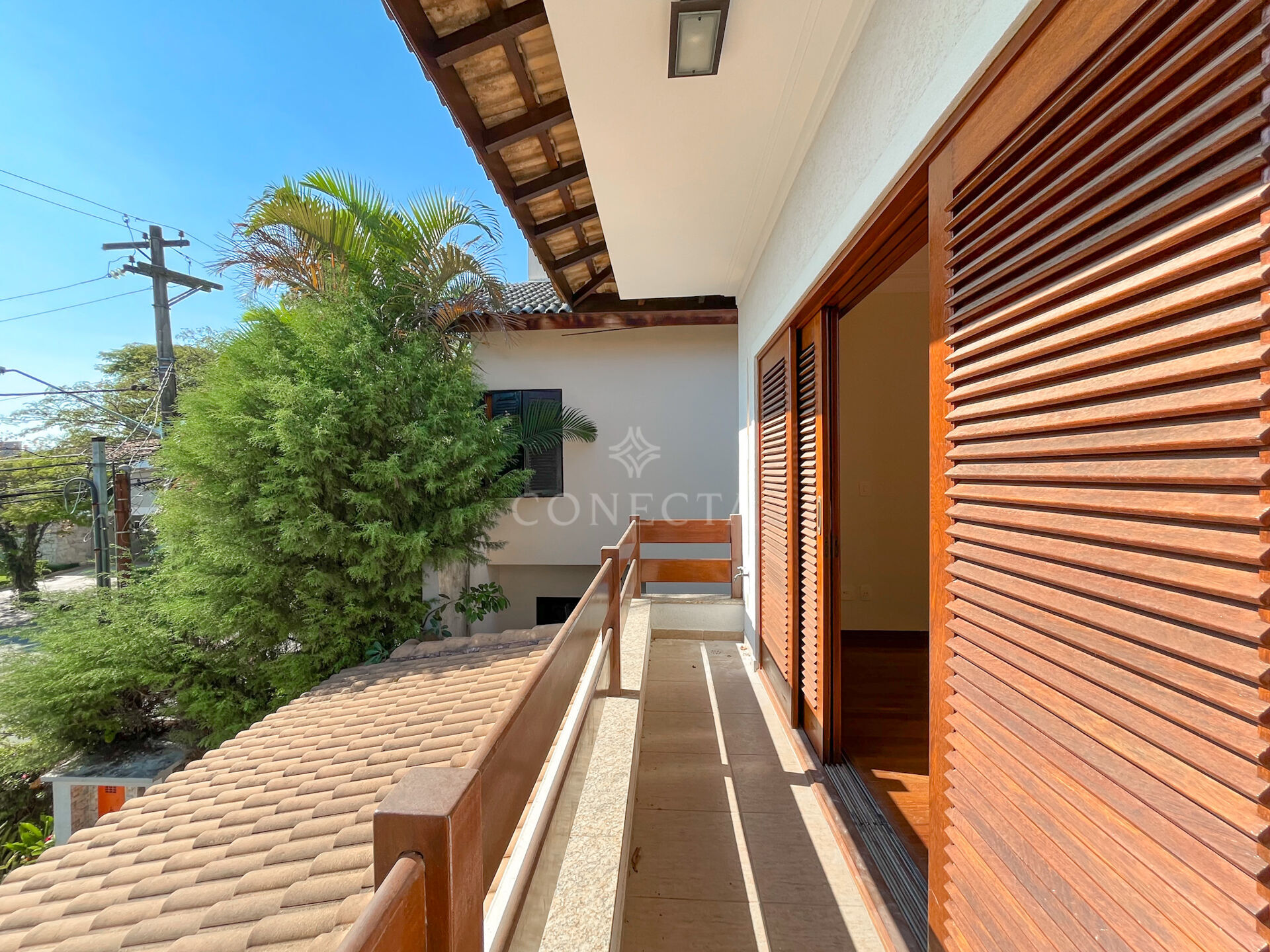 Casa para alugar com 3 quartos, 360m² - Foto 14