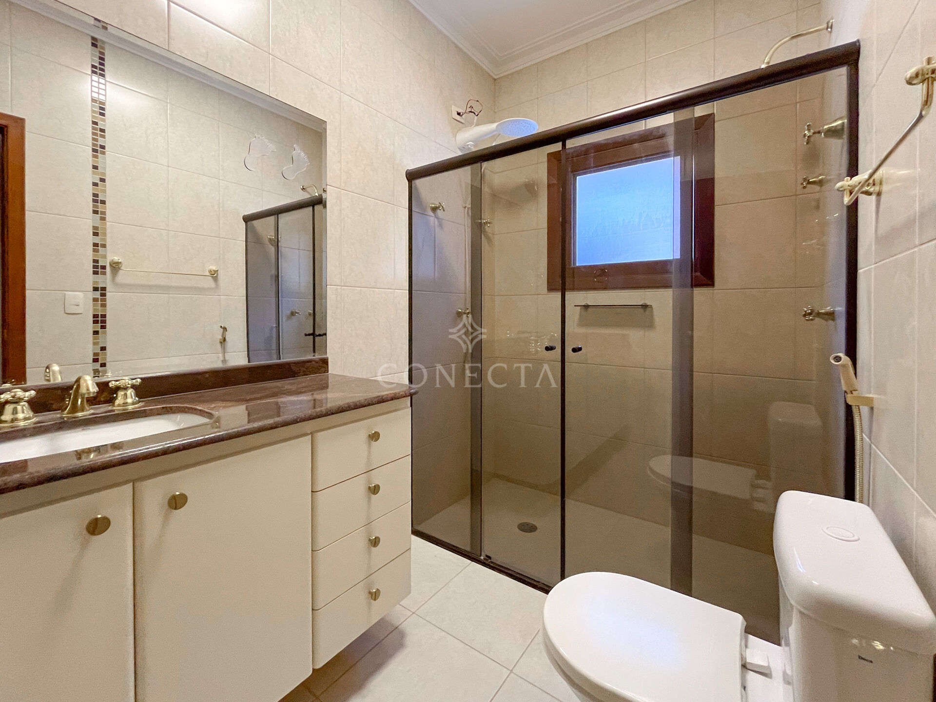 Casa para alugar com 3 quartos, 360m² - Foto 17