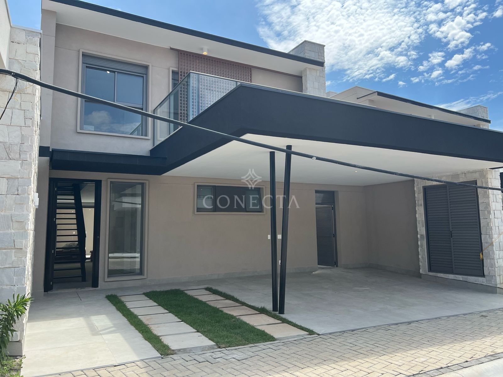 Casa, 3 quartos, 237 m² - Foto 1