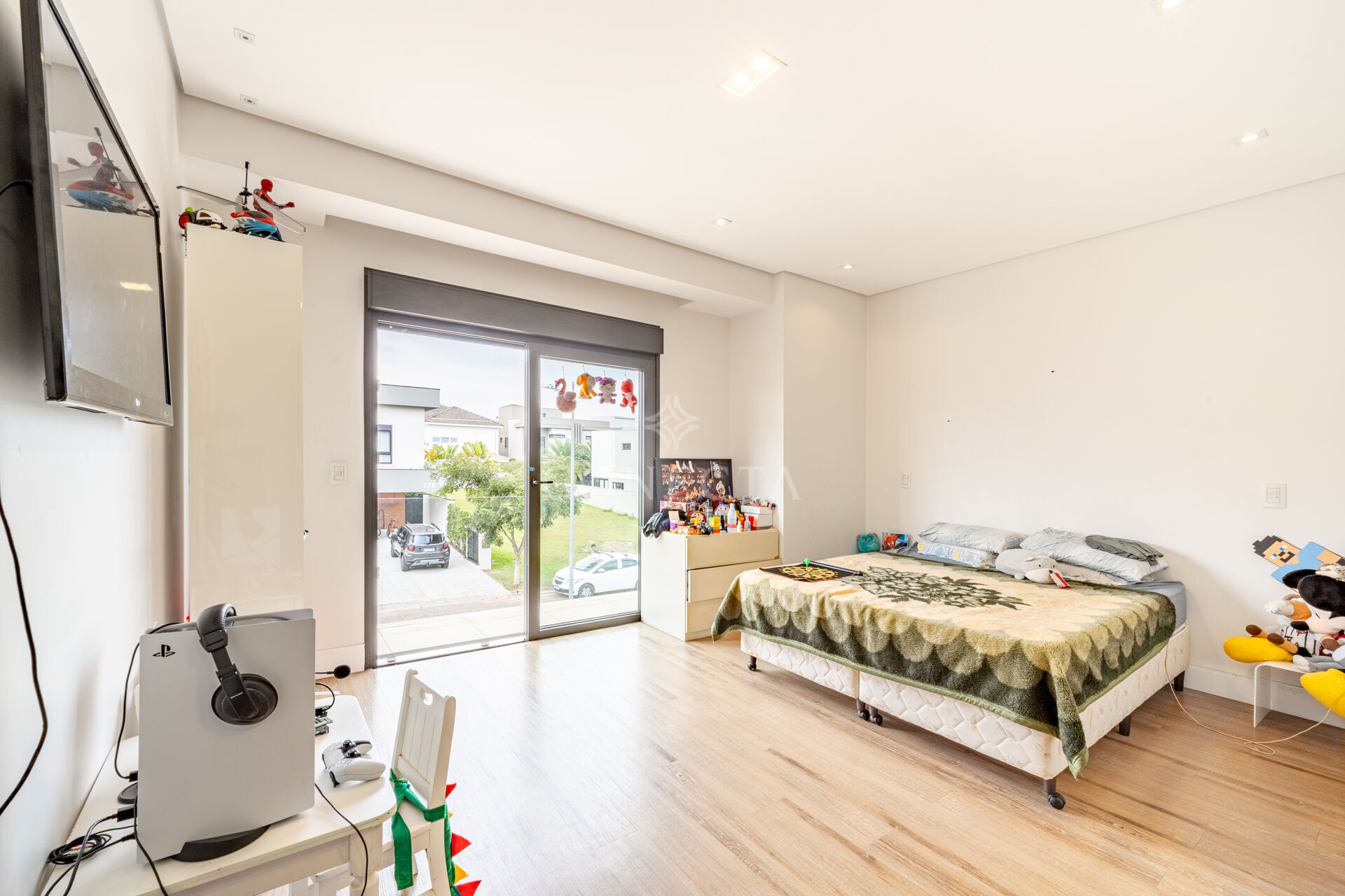 Casa à venda com 4 quartos, 420m² - Foto 18