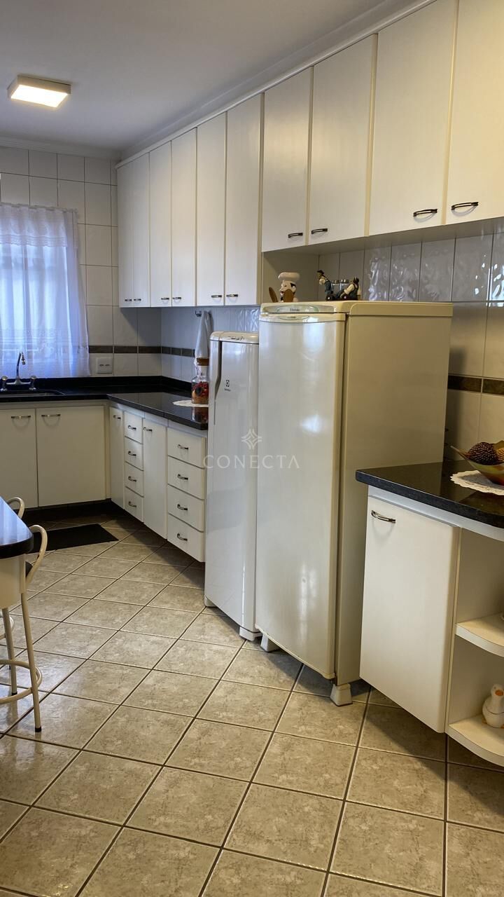 Apartamento à venda com 3 quartos, 165m² - Foto 8