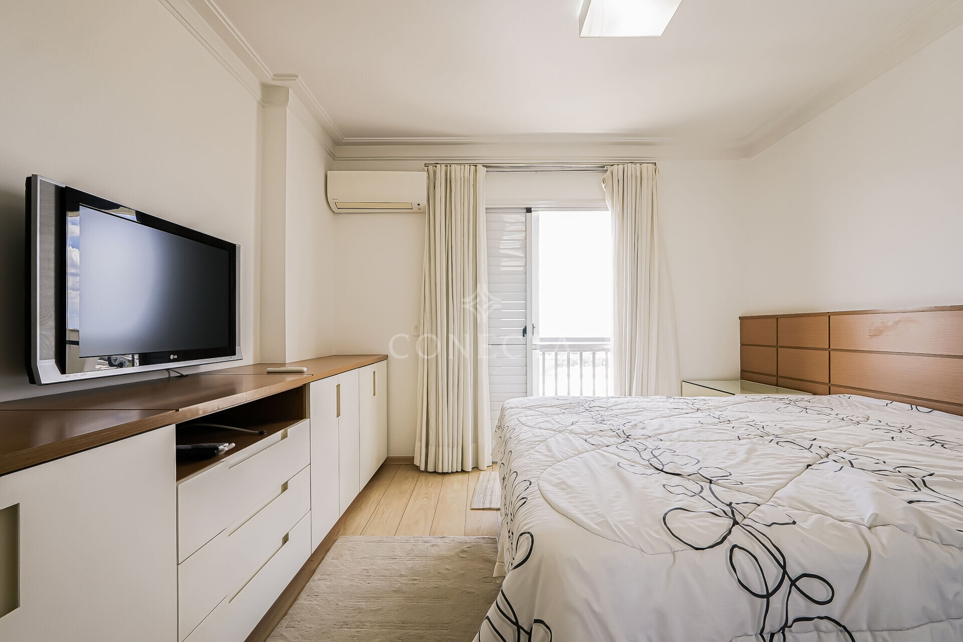 Apartamento para alugar com 3 quartos, 168m² - Foto 17