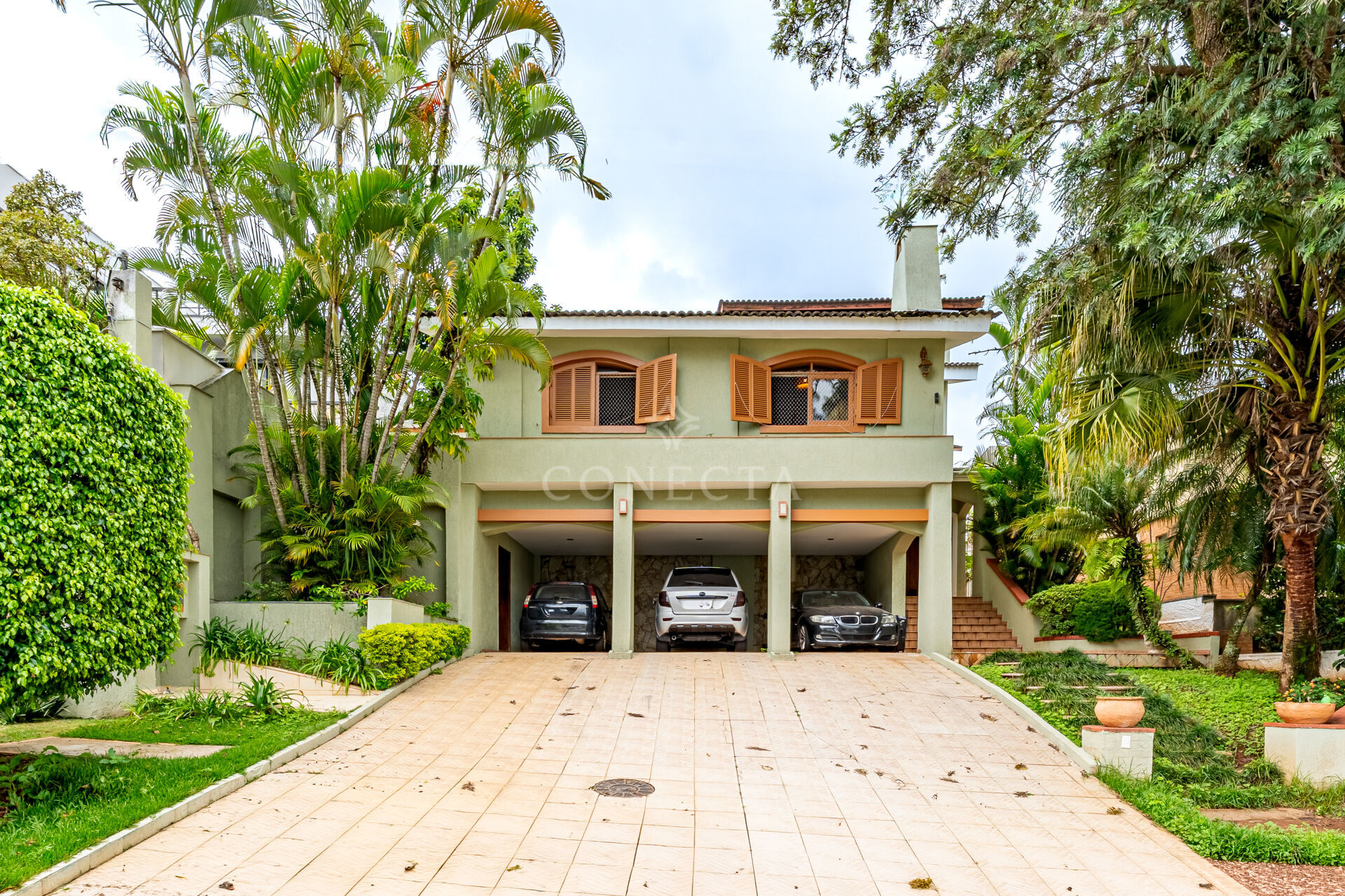 Casa, 4 quartos, 370 m² - Foto 1