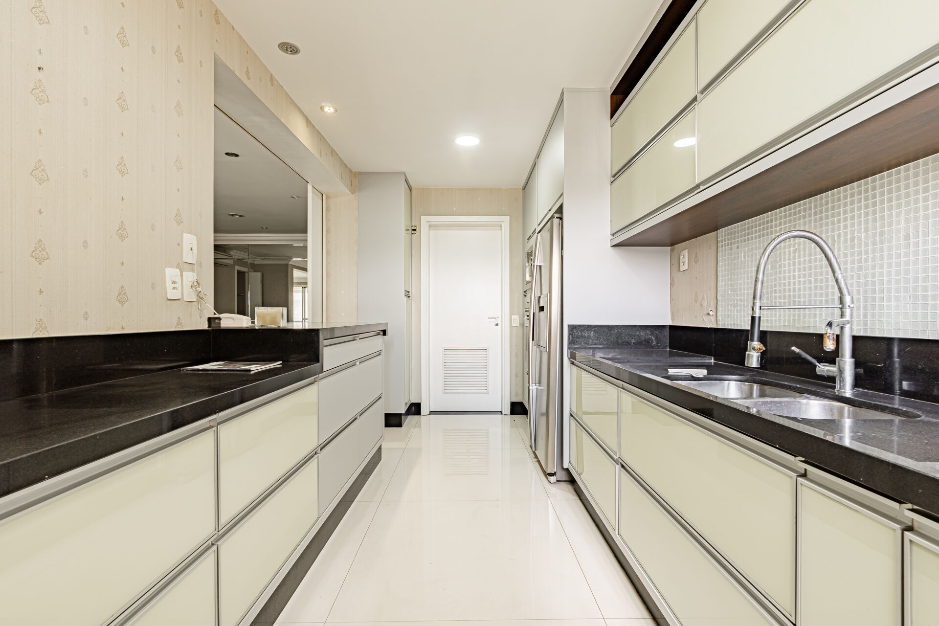 Apartamento, 3 quartos, 260 m² - Foto 37