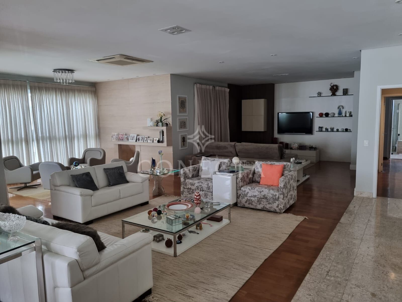 Apartamento à venda com 3 quartos, 322m² - Foto 5