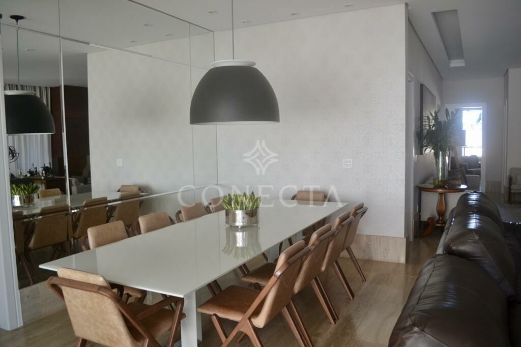 Casa à venda com 4 quartos, 450m² - Foto 11