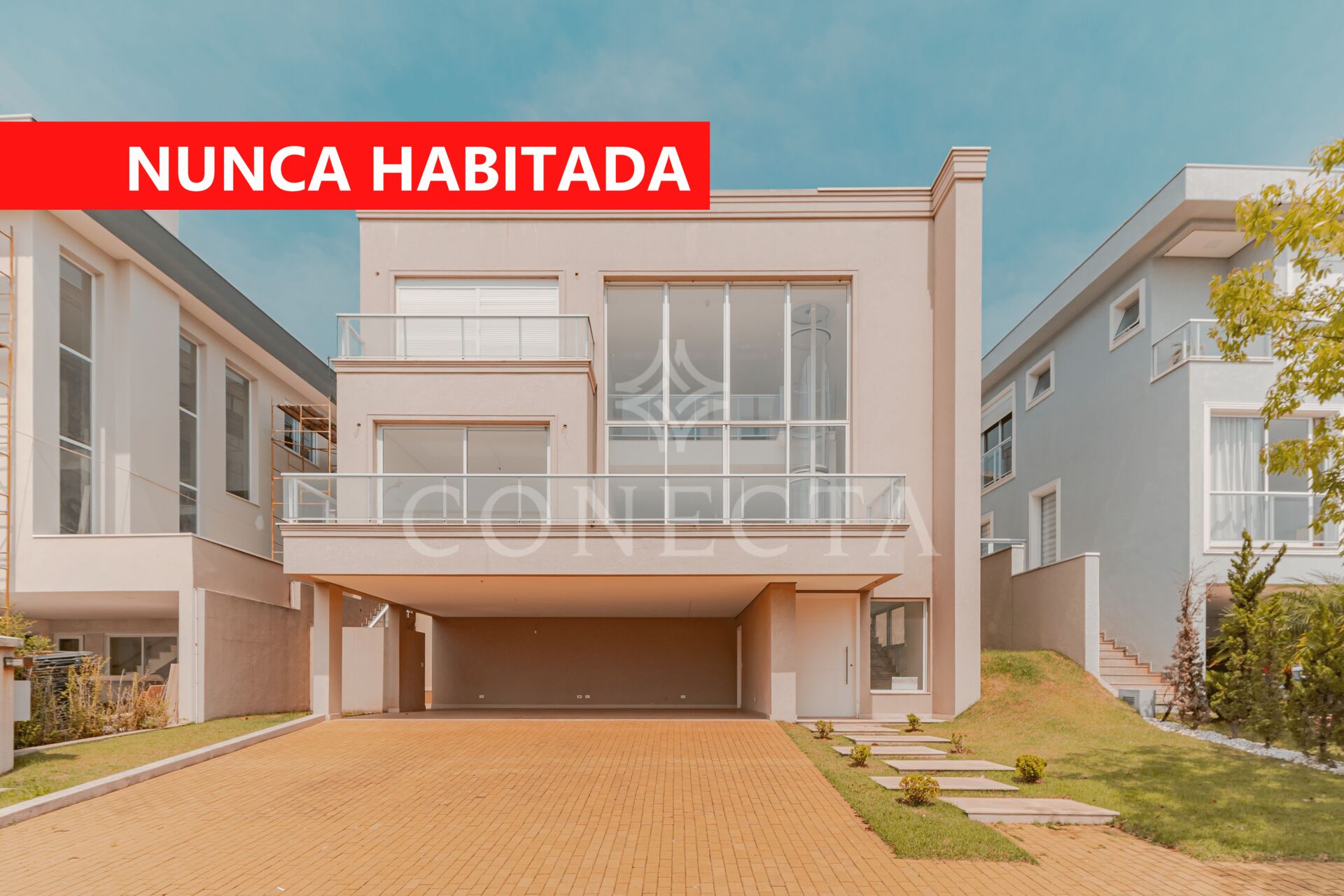 Casa à venda com 4 quartos, 430m² - Foto 1