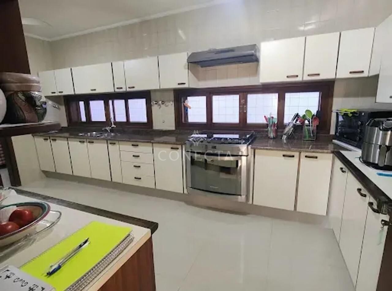 Casa, 4 quartos, 339 m² - Foto 22