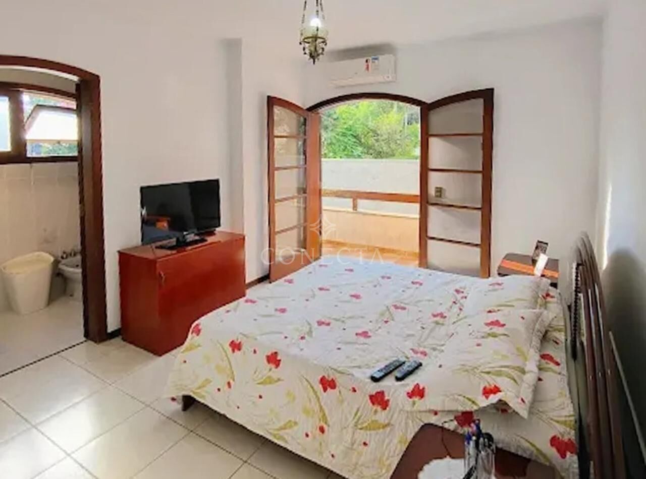 Casa, 4 quartos, 339 m² - Foto 24