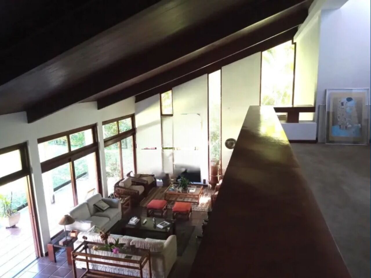 Casa à venda com 3 quartos, 890m² - Foto 2