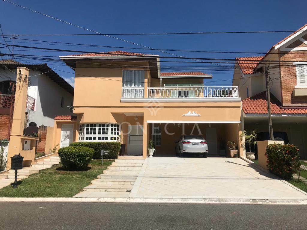 Casa à venda com 4 quartos, 273m² - Foto 1