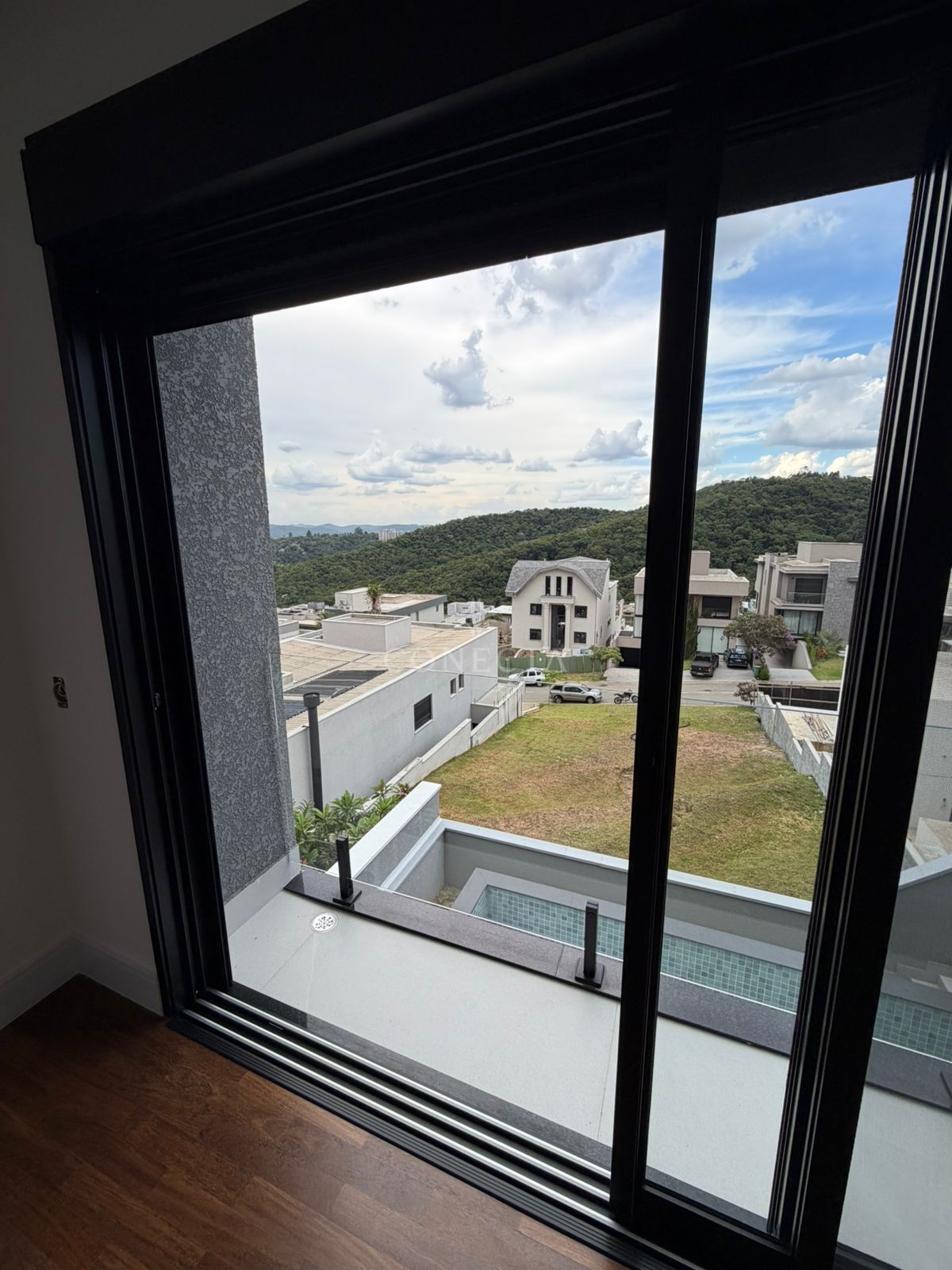 Casa, 4 quartos, 443 m² - Foto 2
