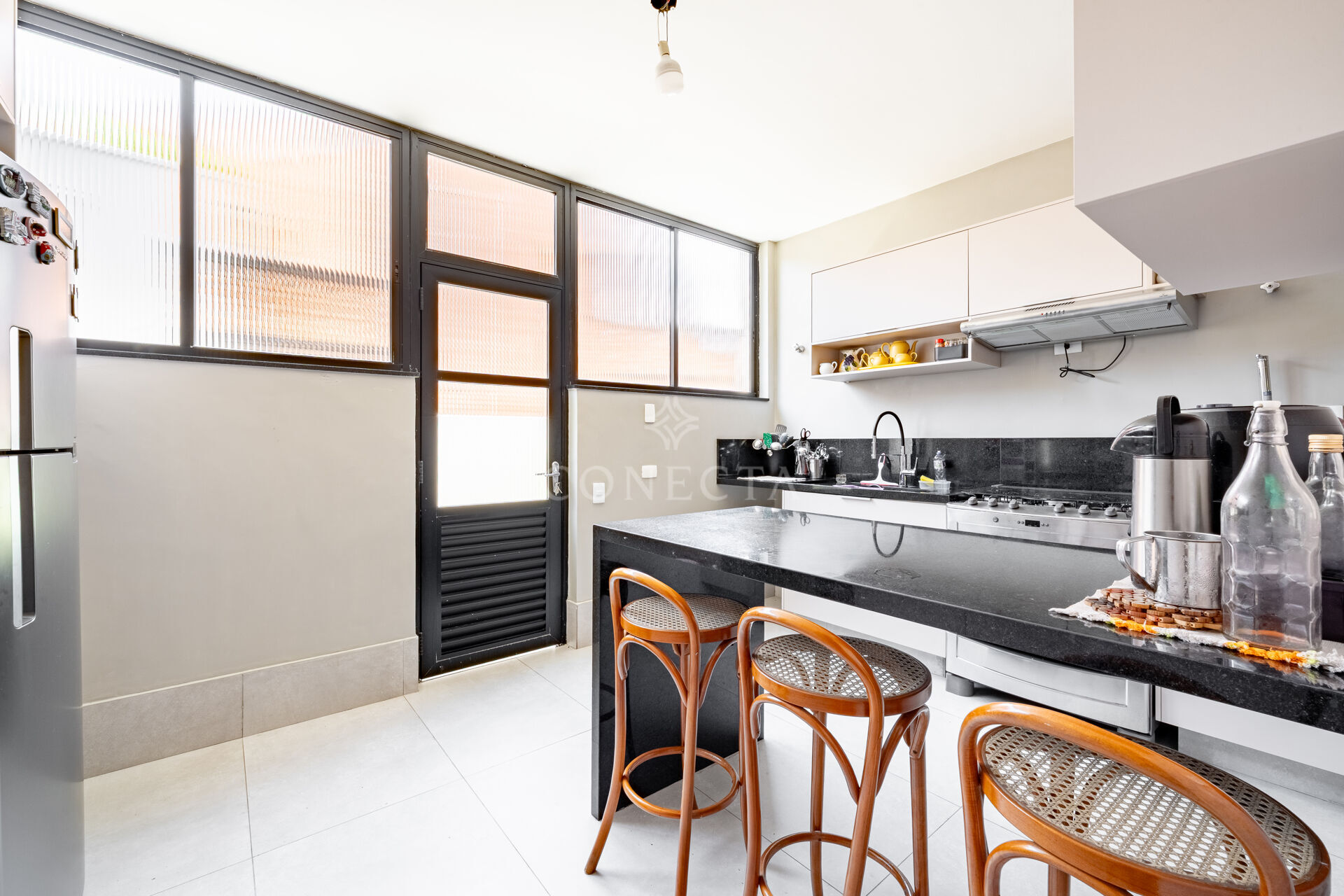Casa à venda com 4 quartos, 450m² - Foto 8