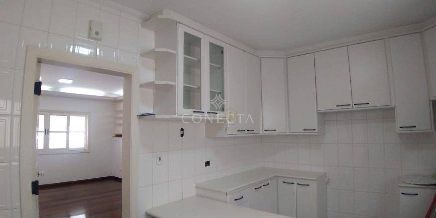 Casa para alugar com 4 quartos, 290m² - Foto 14