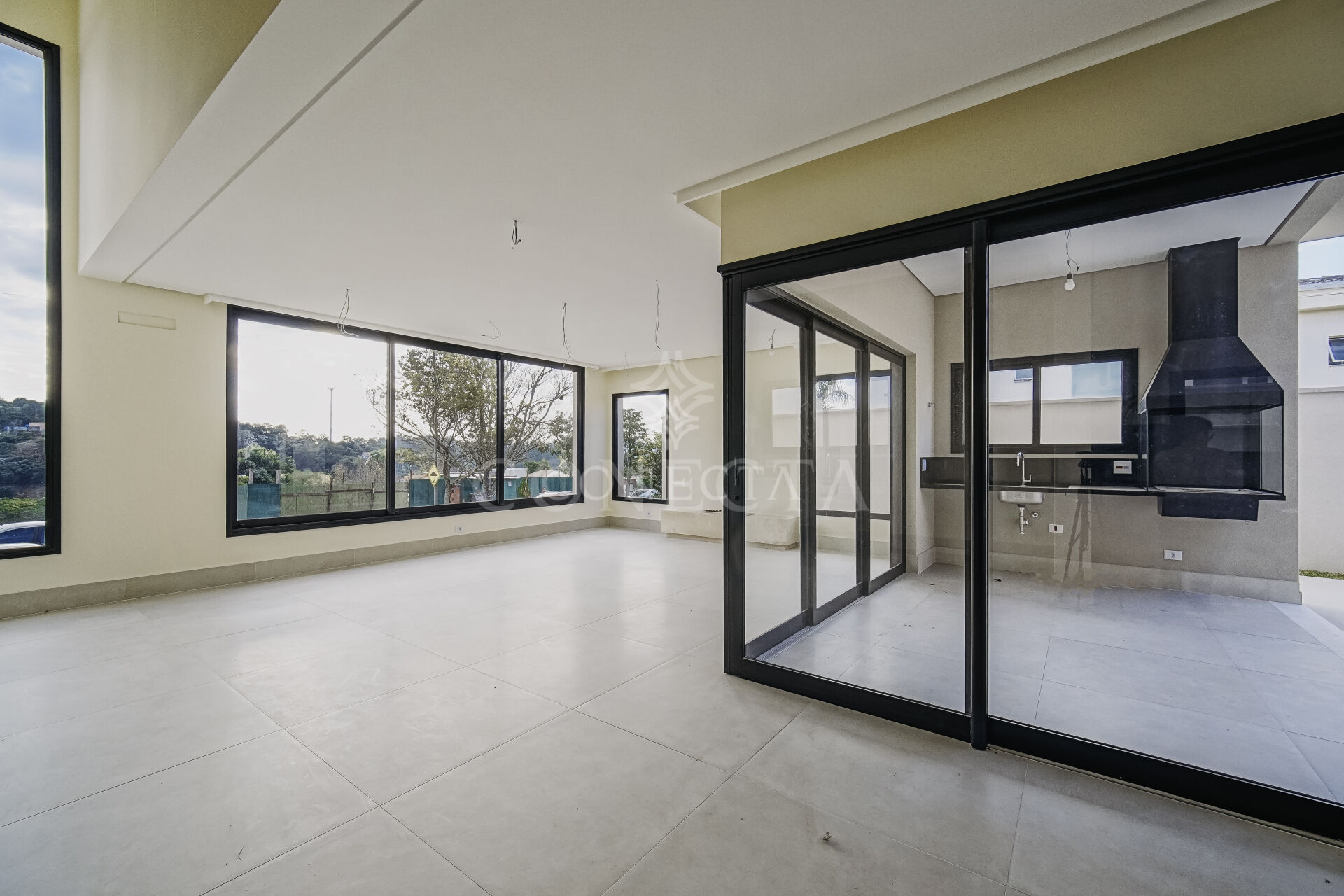 Casa à venda com 4 quartos, 288m² - Foto 8