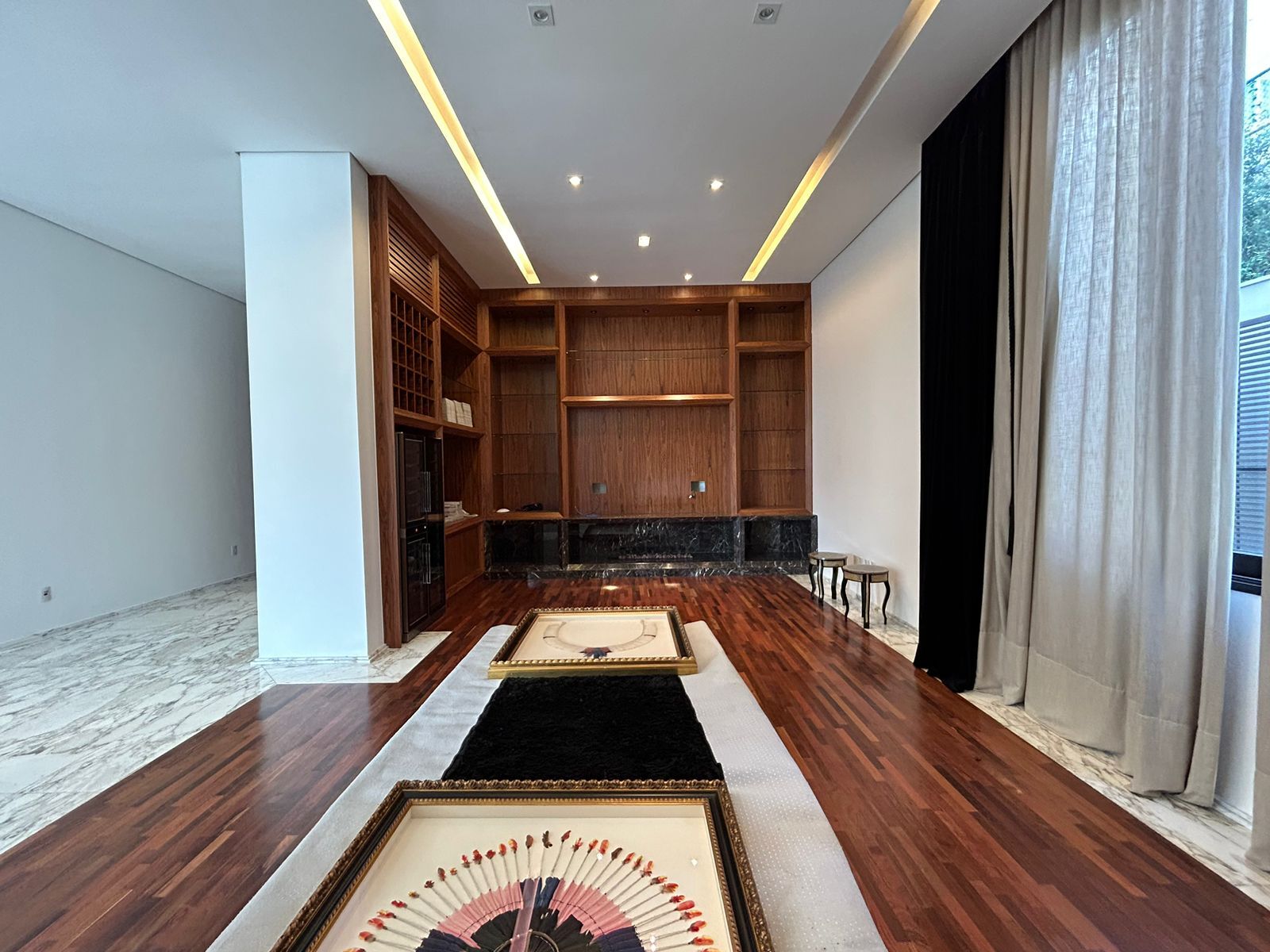 Casa à venda com 6 quartos, 1500m² - Foto 16