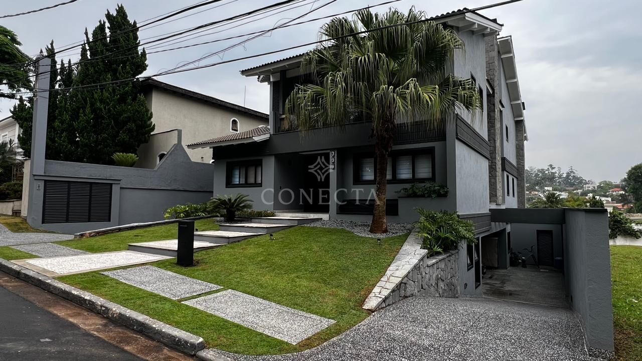 Casa à venda com 4 quartos, 571m² - Foto 1