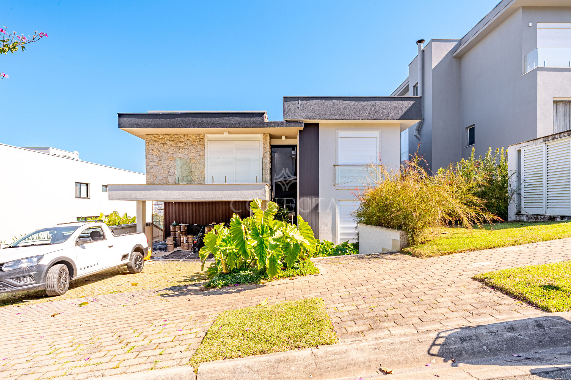 Casa, 4 quartos, 553 m² - Foto 1