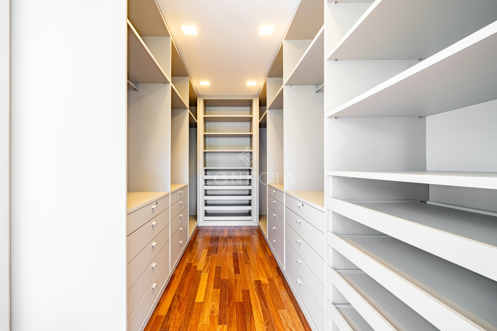 Casa à venda com 4 quartos, 622m² - Foto 45