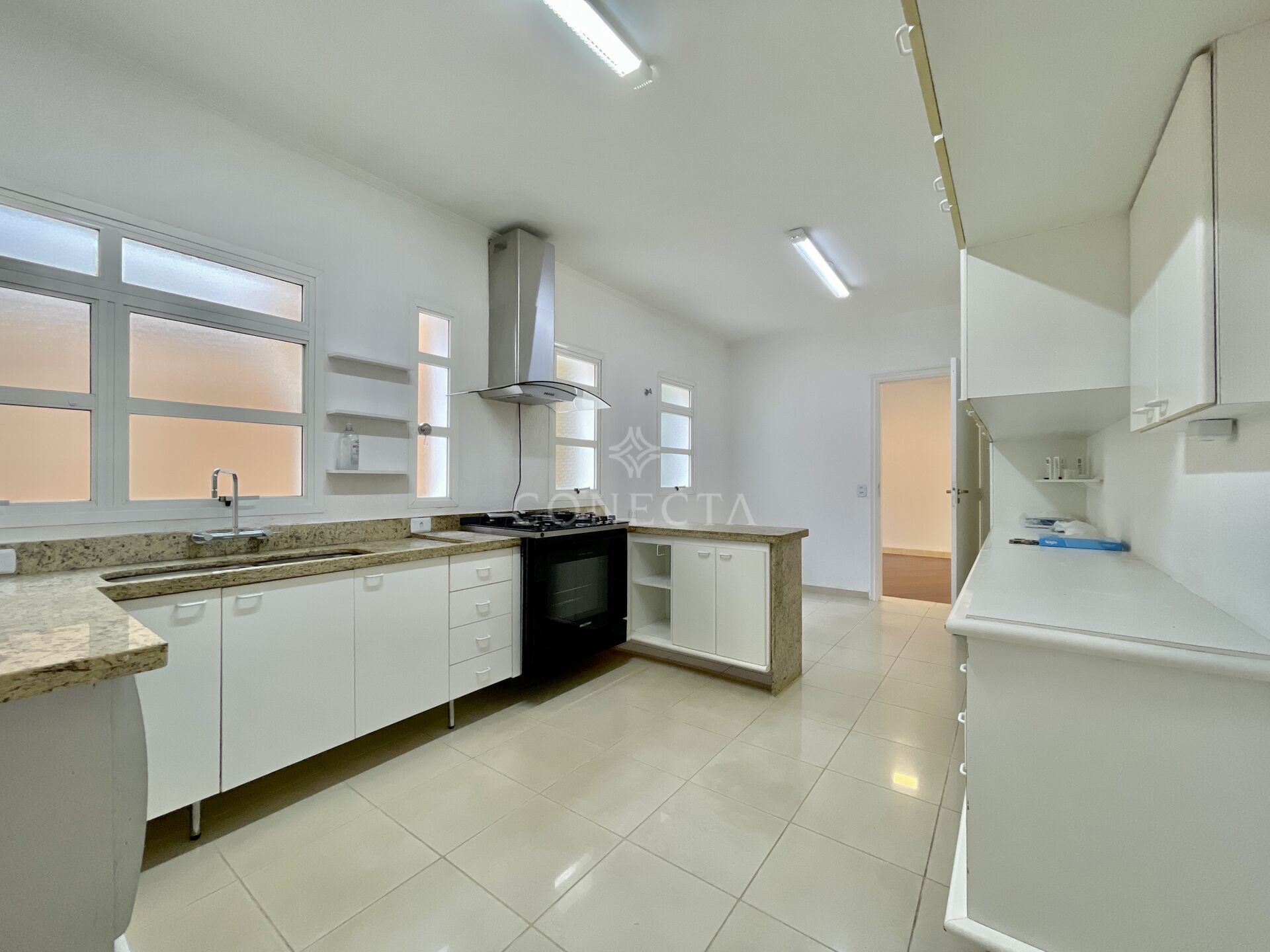 Casa, 3 quartos, 280 m² - Foto 17
