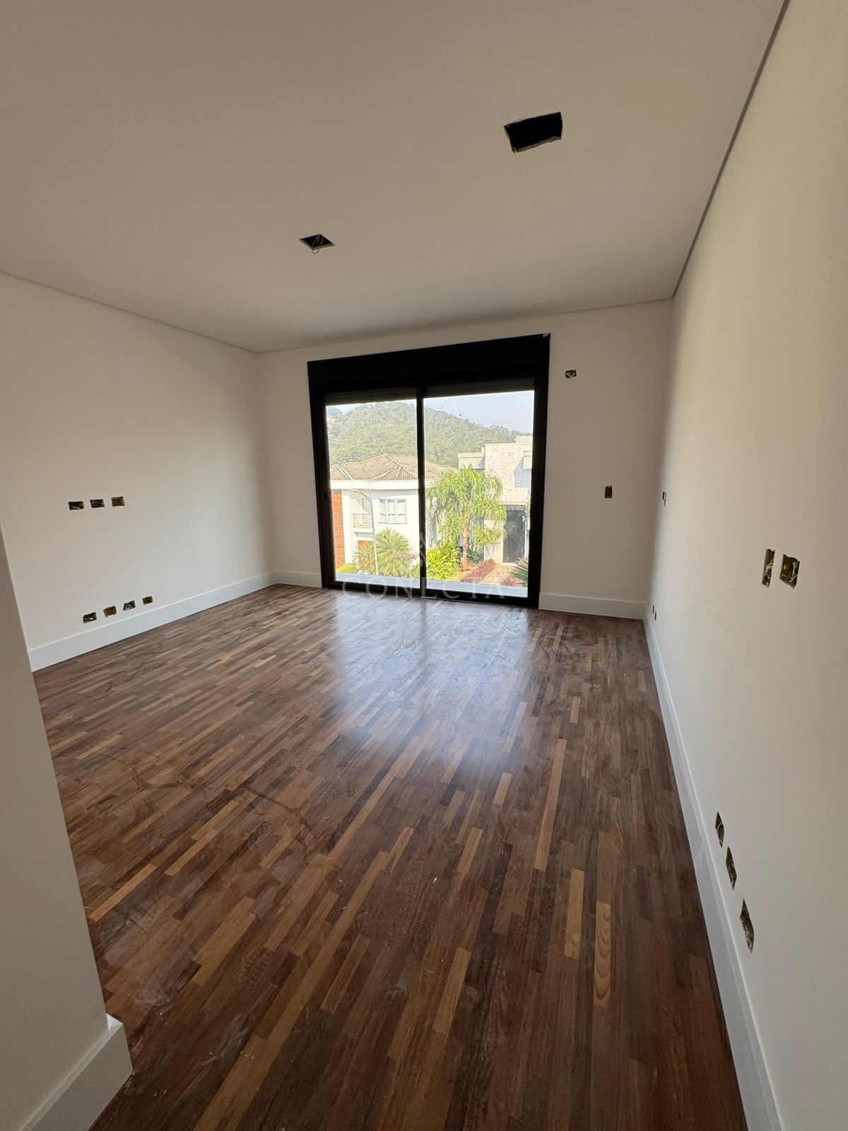 Casa à venda com 4 quartos, 450m² - Foto 18