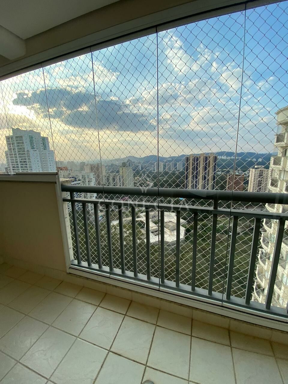 Apartamento à venda com 4 quartos, 350m² - Foto 4