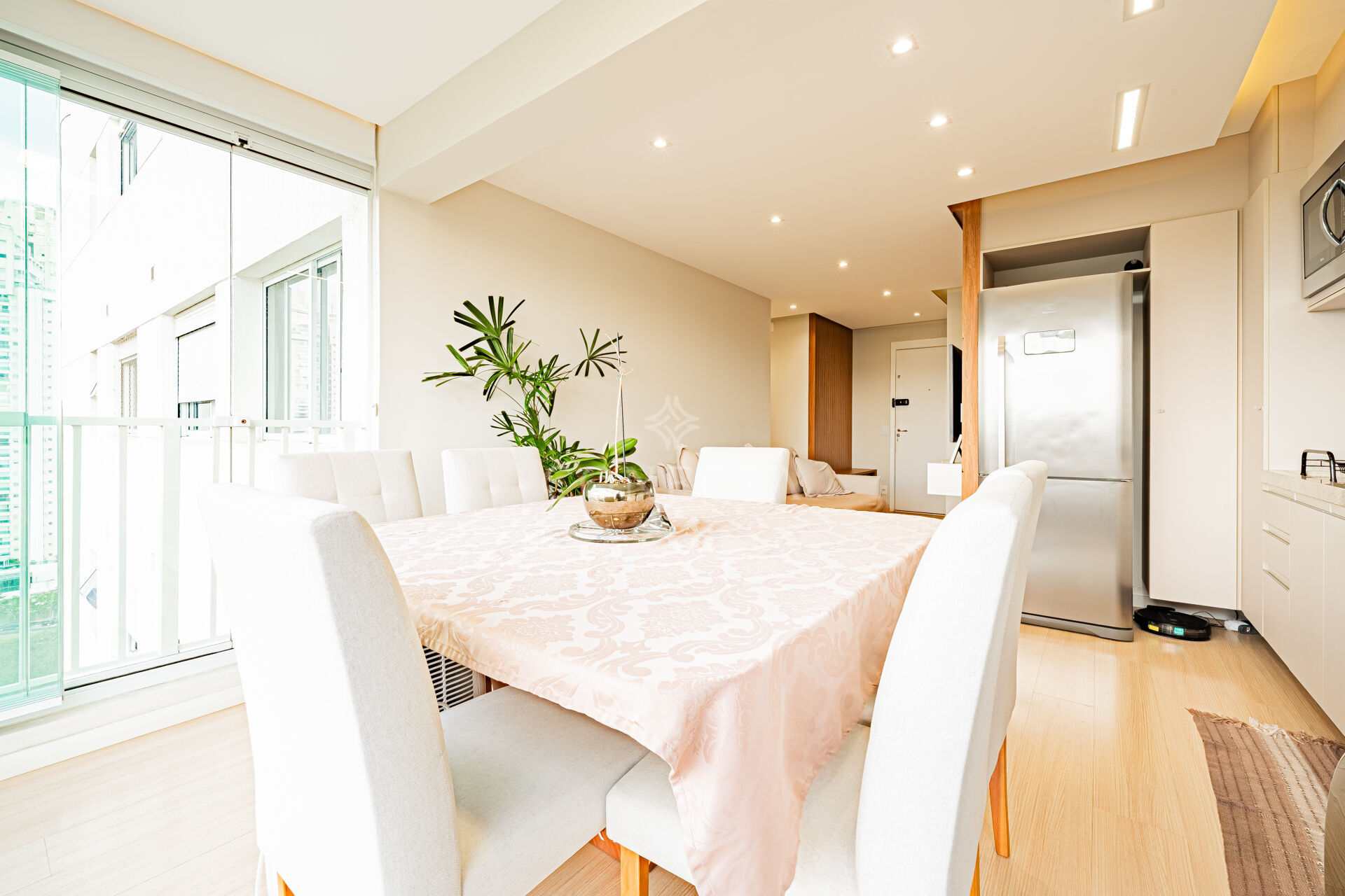Apartamento à venda com 2 quartos, 60m² - Foto 9