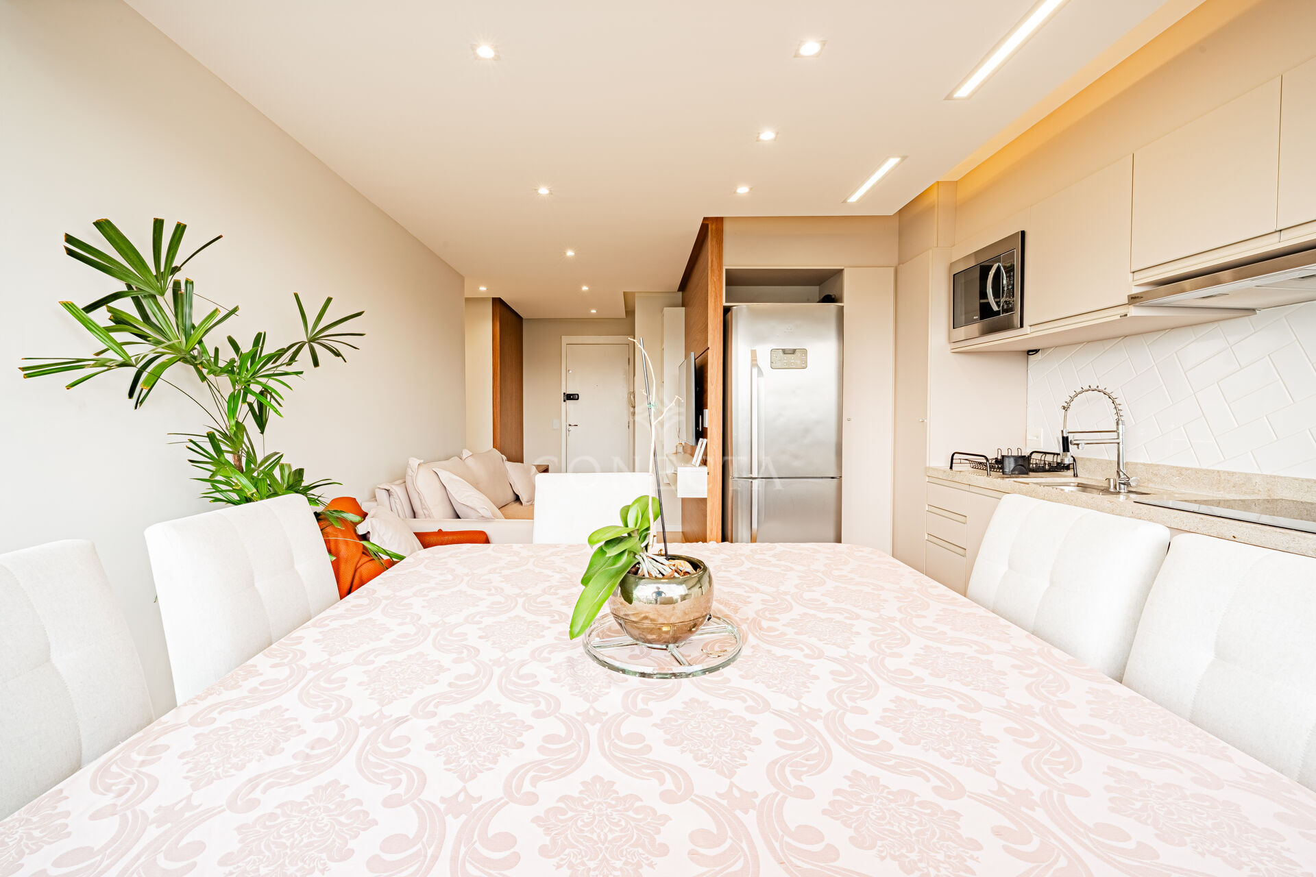 Apartamento à venda com 2 quartos, 60m² - Foto 8