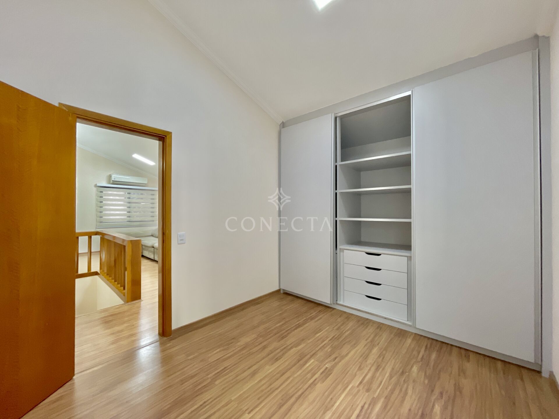 Casa para alugar com 4 quartos, 350m² - Foto 35