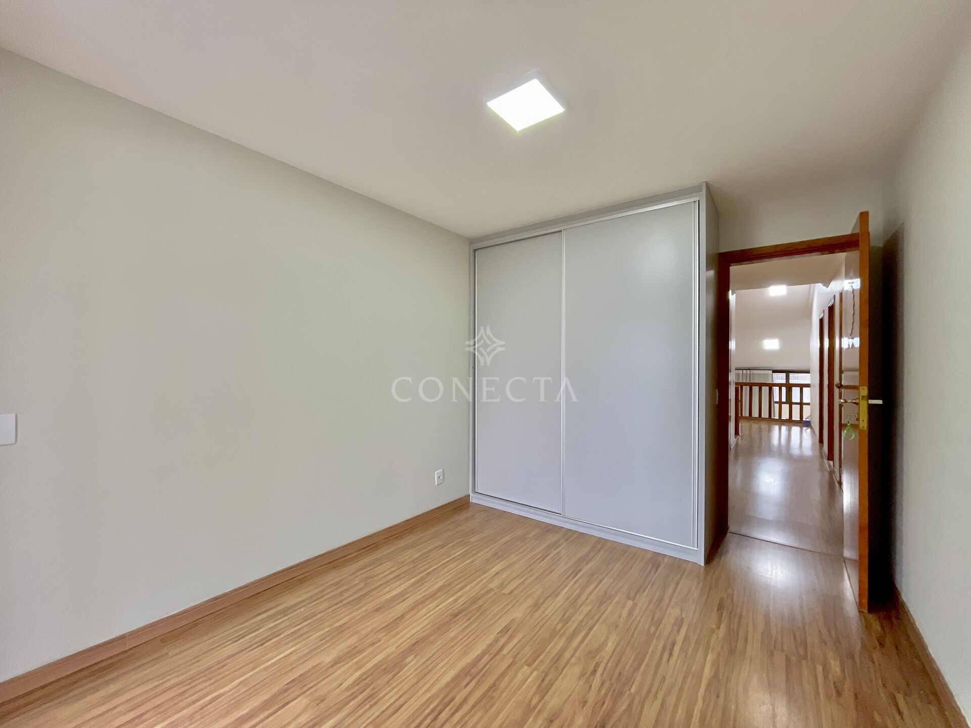 Casa para alugar com 4 quartos, 350m² - Foto 38