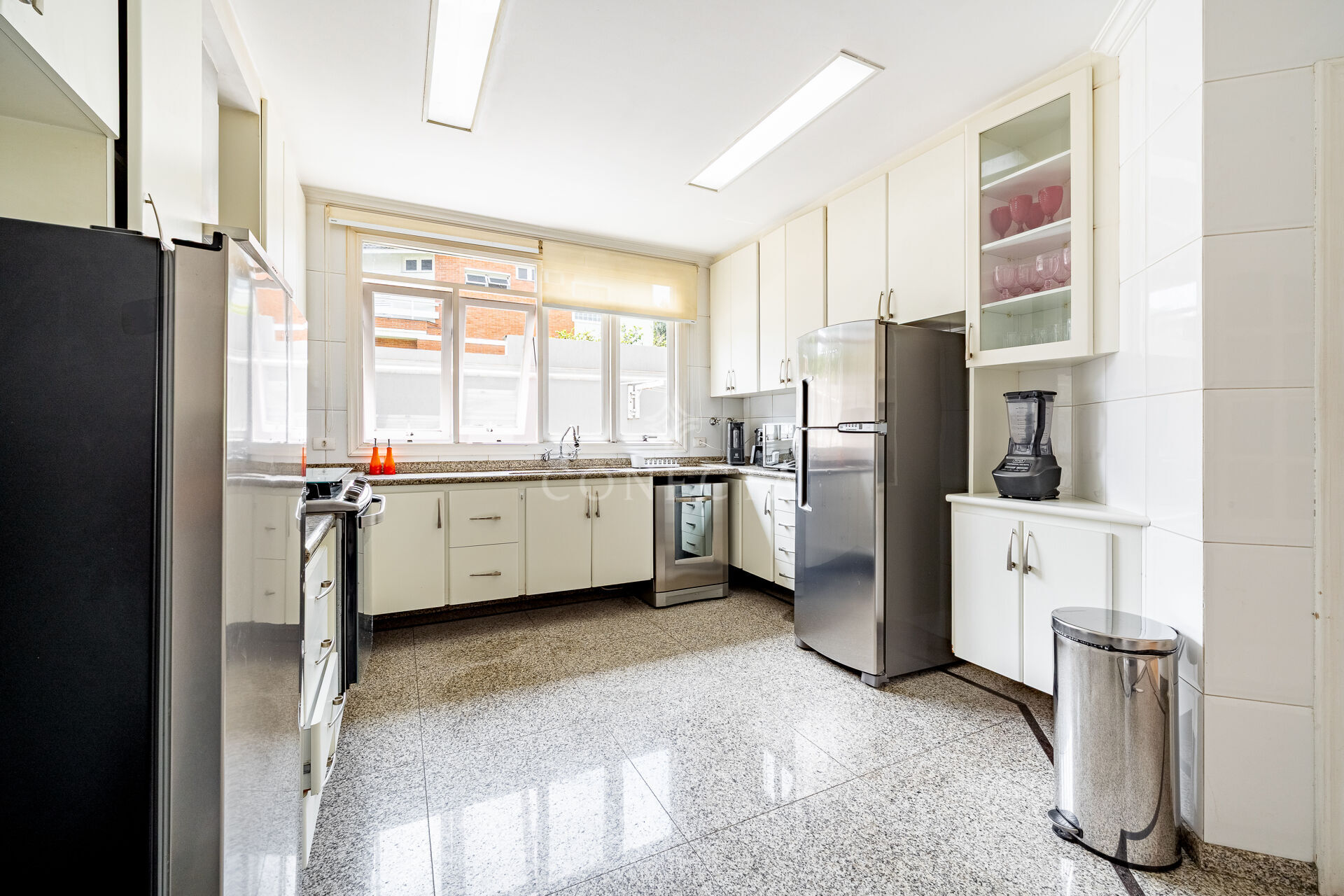 Casa à venda com 4 quartos, 460m² - Foto 16