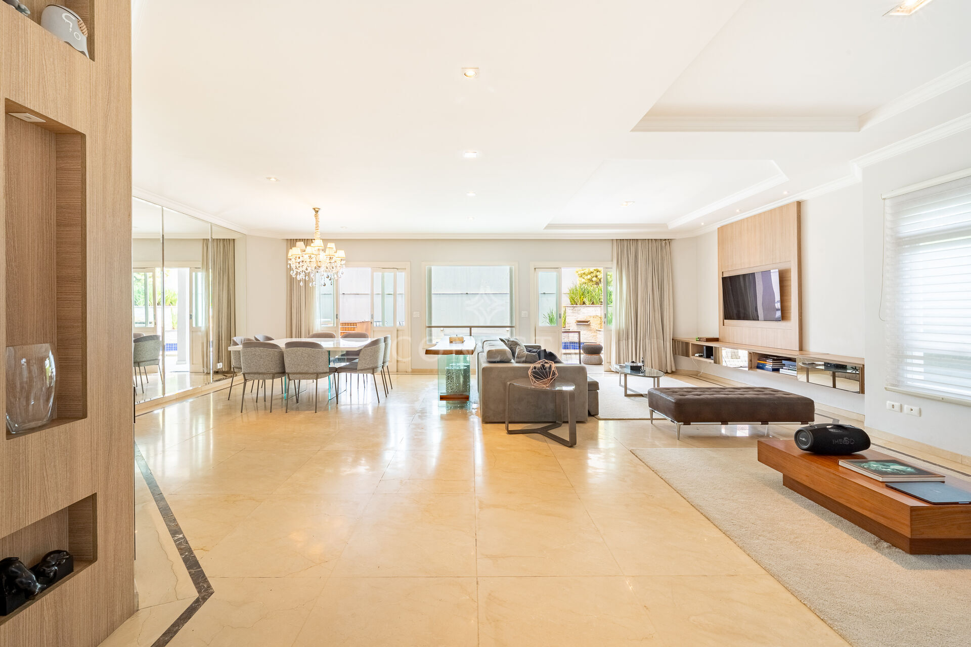 Casa à venda com 4 quartos, 460m² - Foto 3