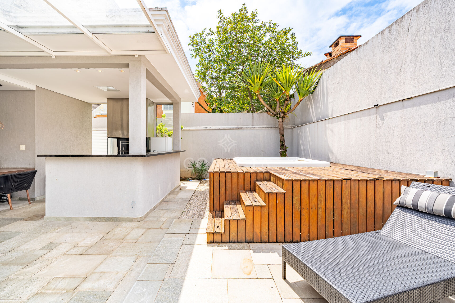 Casa à venda com 4 quartos, 460m² - Foto 25
