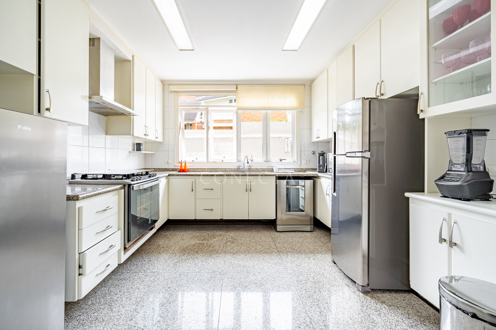 Casa à venda com 4 quartos, 460m² - Foto 17