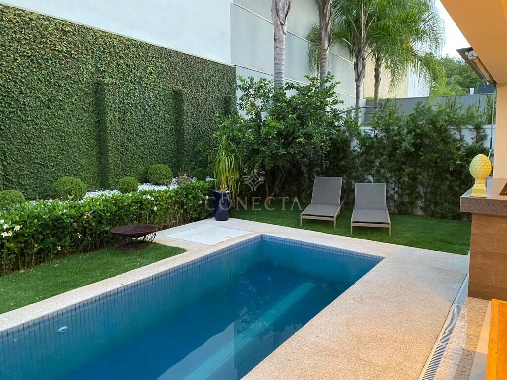 Casa à venda com 5 quartos, 340m² - Foto 4