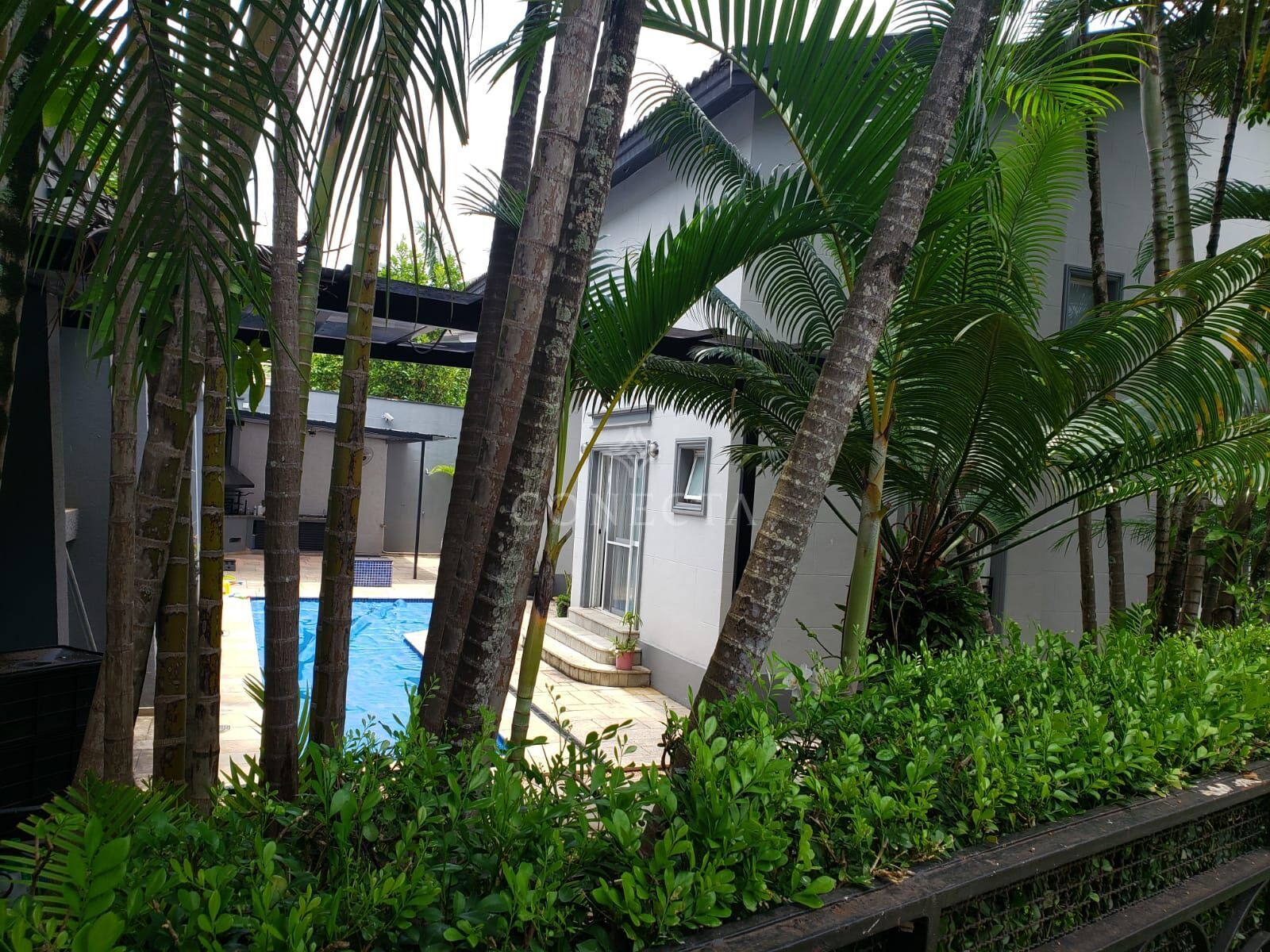 Casa para alugar com 5 quartos, 490m² - Foto 5