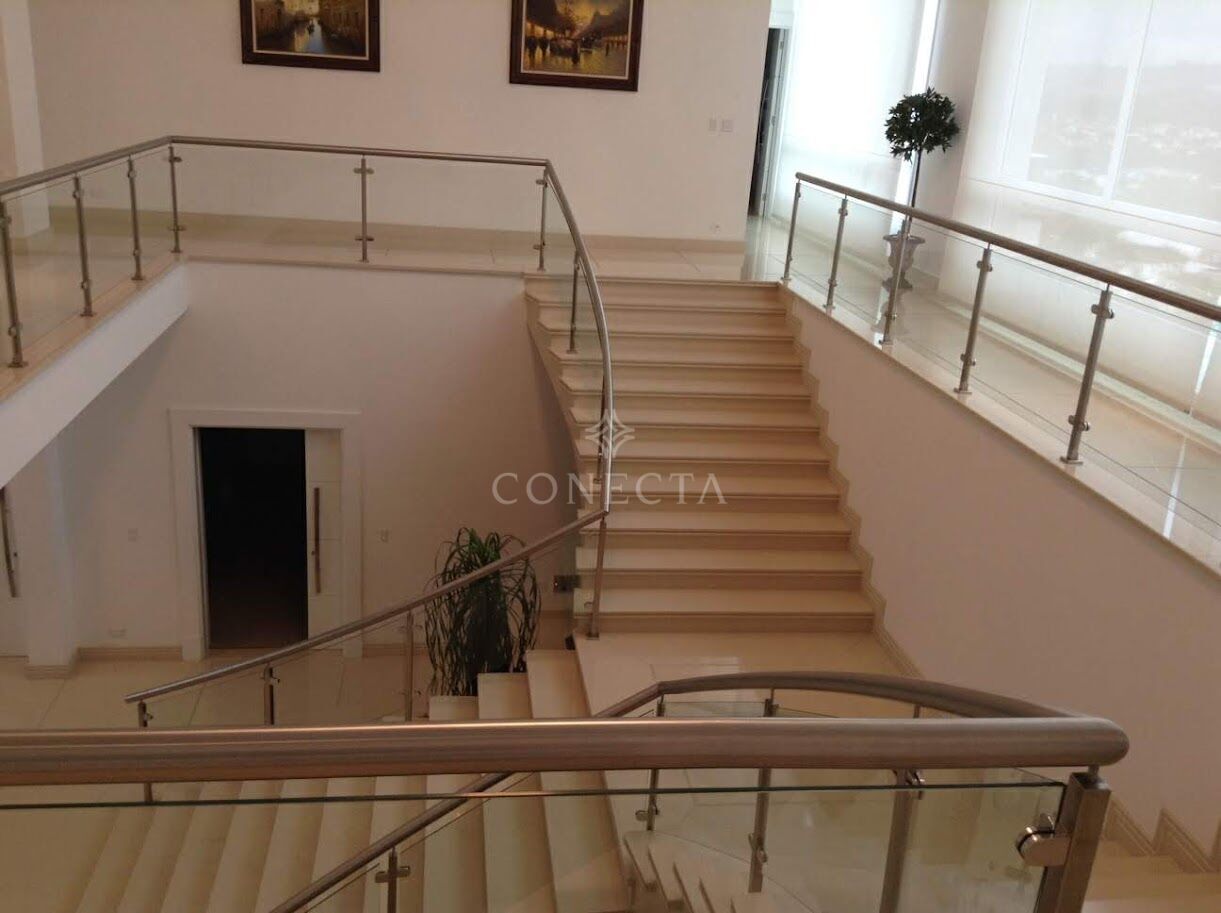 Casa à venda com 5 quartos, 1750m² - Foto 8