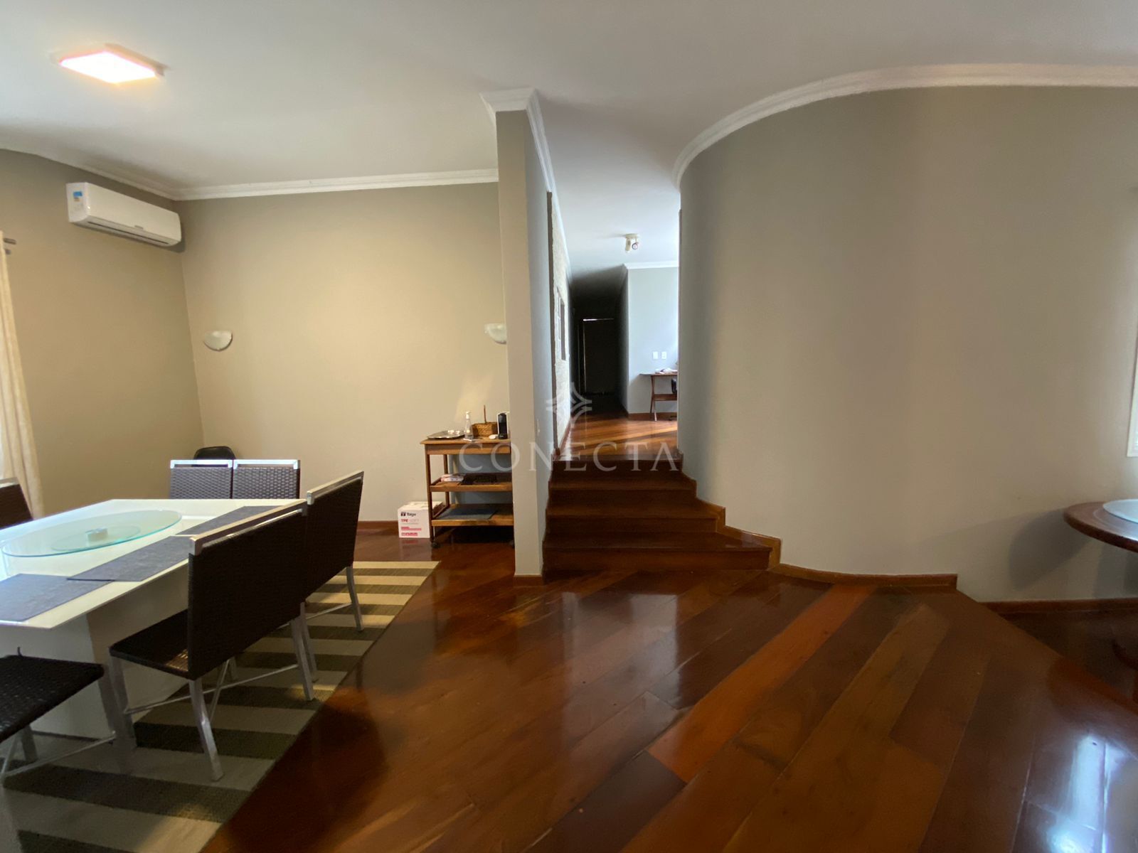 Casa à venda com 4 quartos, 281m² - Foto 6