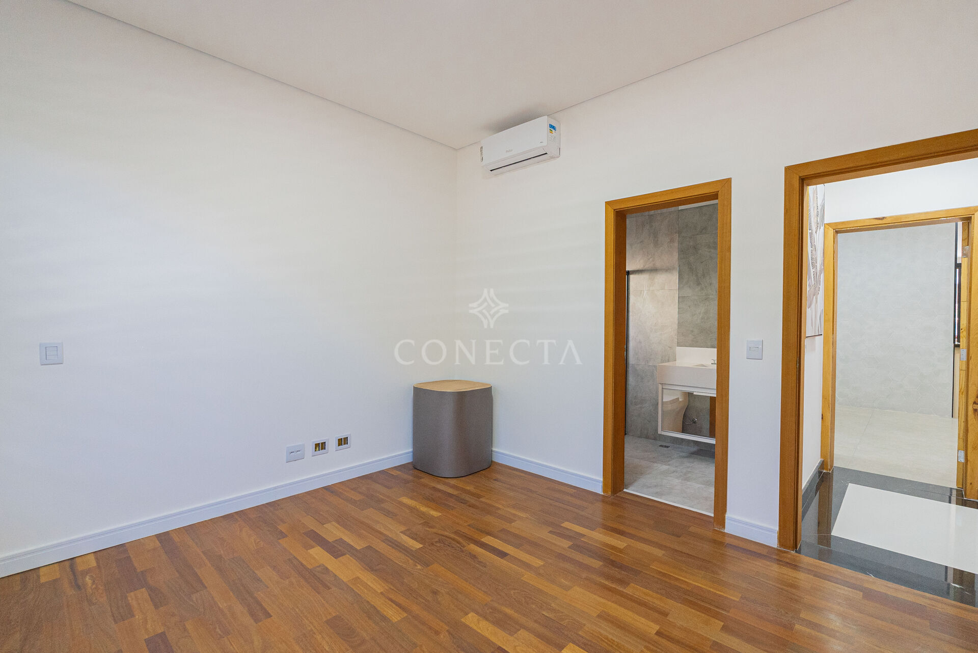 Casa à venda com 5 quartos, 750m² - Foto 32