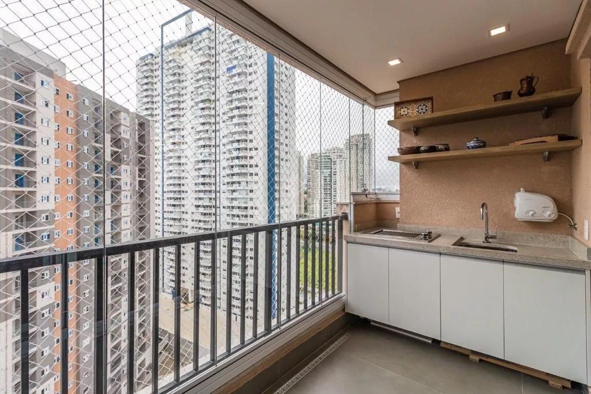 Apartamento à venda com 4 quartos, 110m² - Foto 2