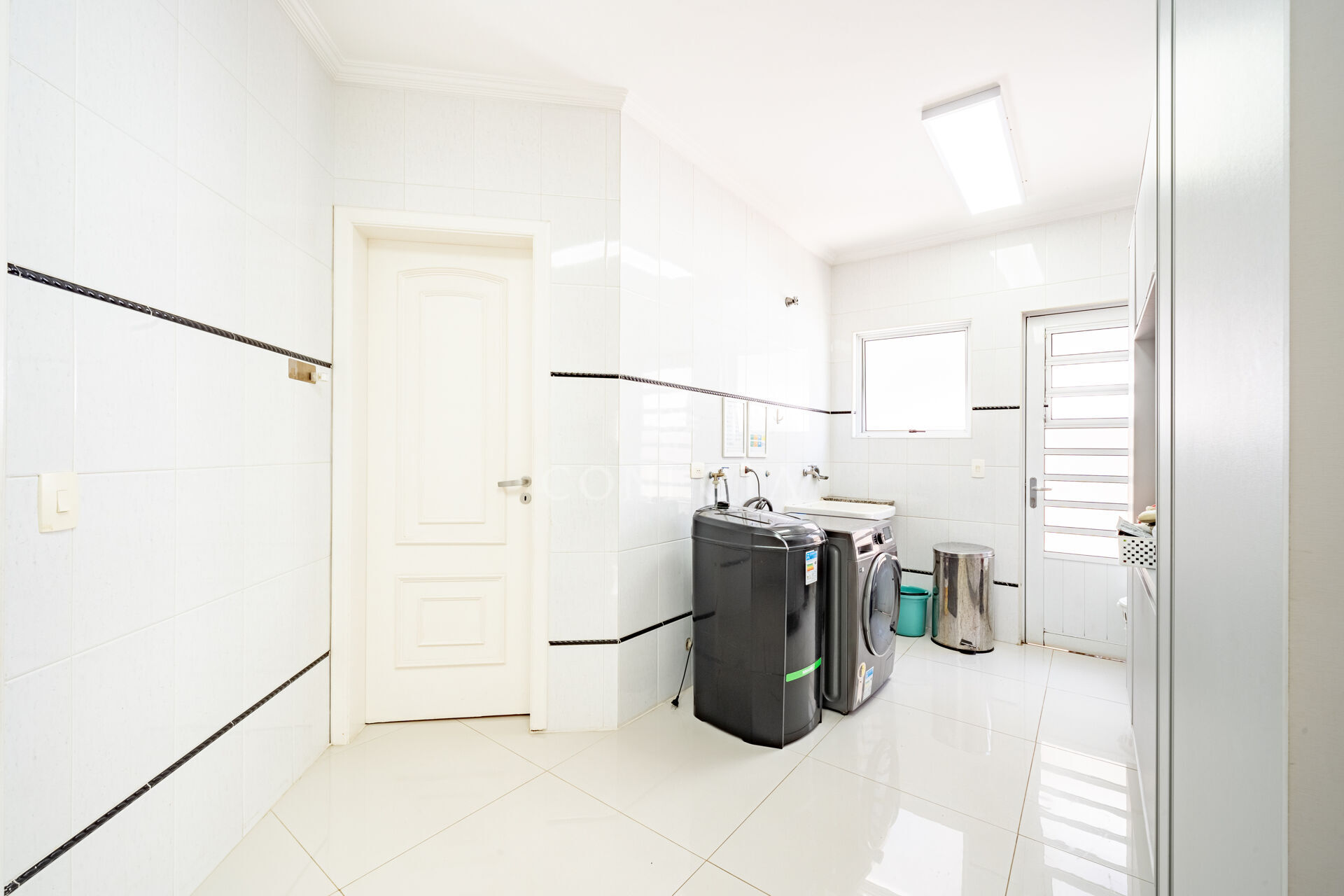 Casa à venda com 4 quartos, 429m² - Foto 16