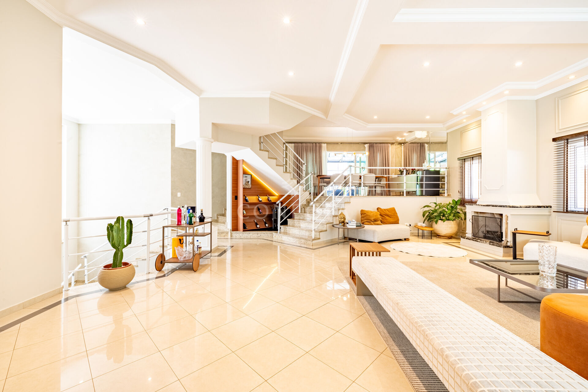 Casa à venda com 4 quartos, 429m² - Foto 4